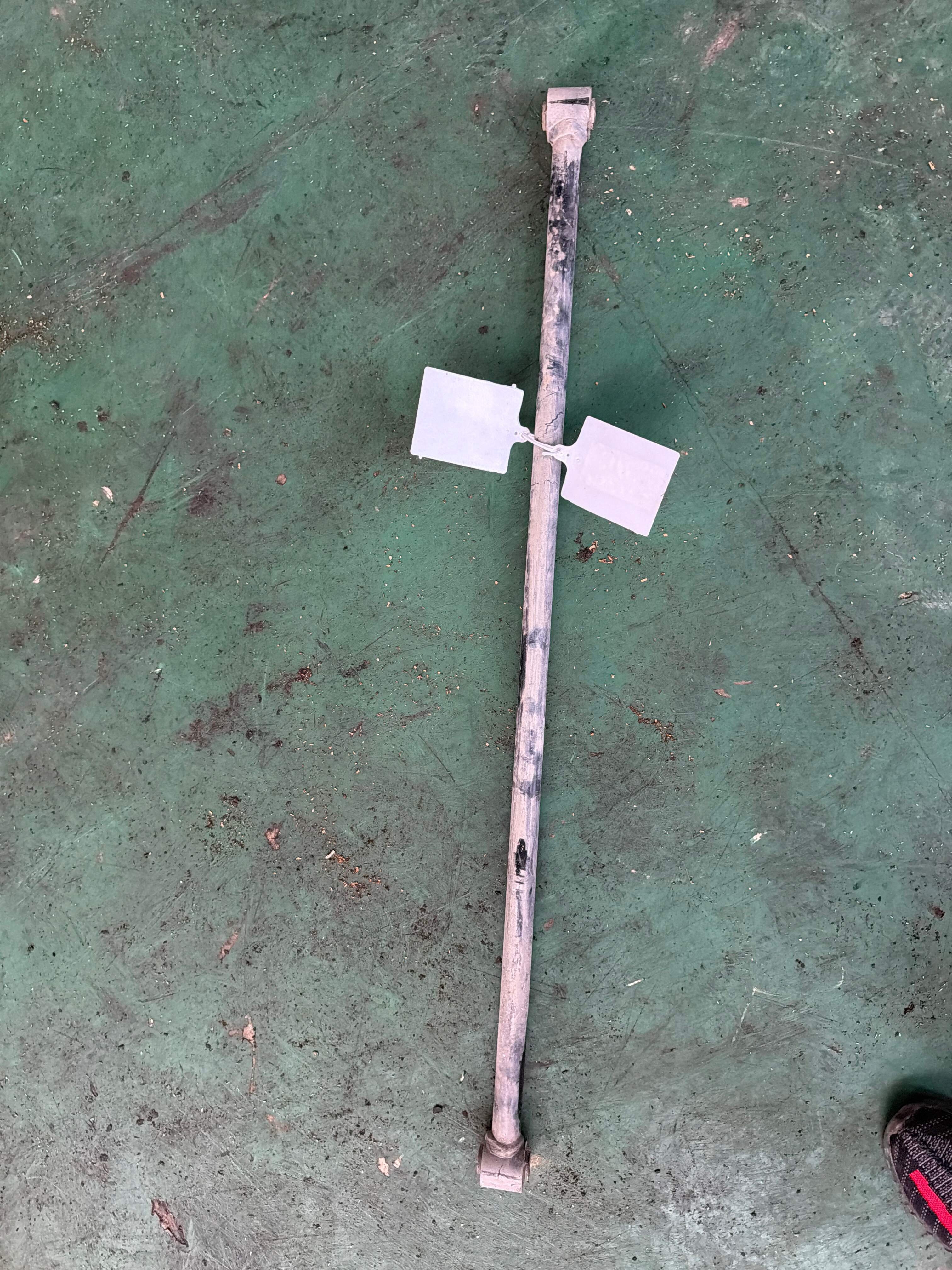 4874035040 后辅助臂总成