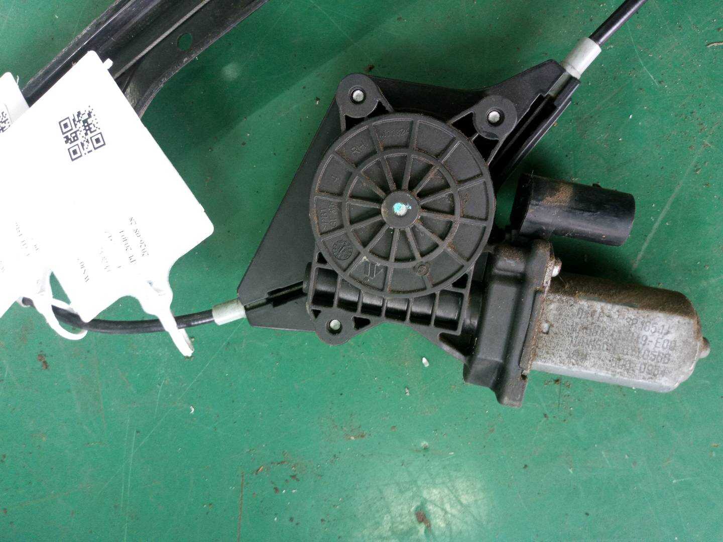 51359804385 后门玻璃升降电机(左)