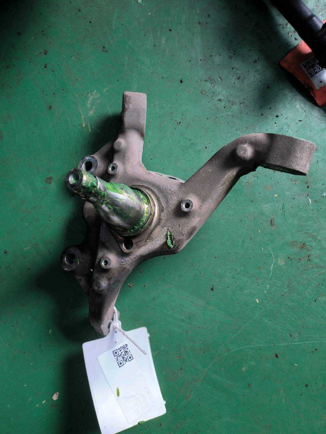 A2183320901 前转向节(左)