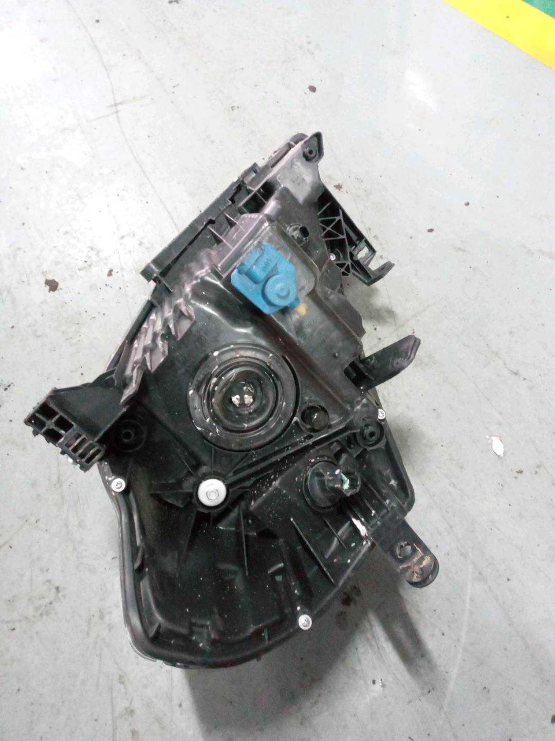 260102DV0A 前大灯总成(右)