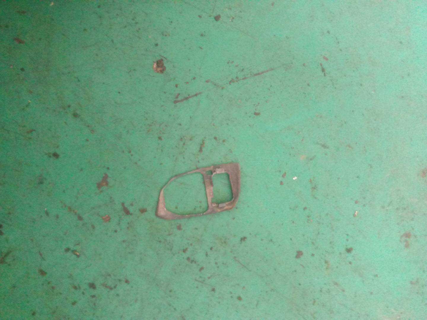 L8WD837278 前门外拉手隔垫(右后)