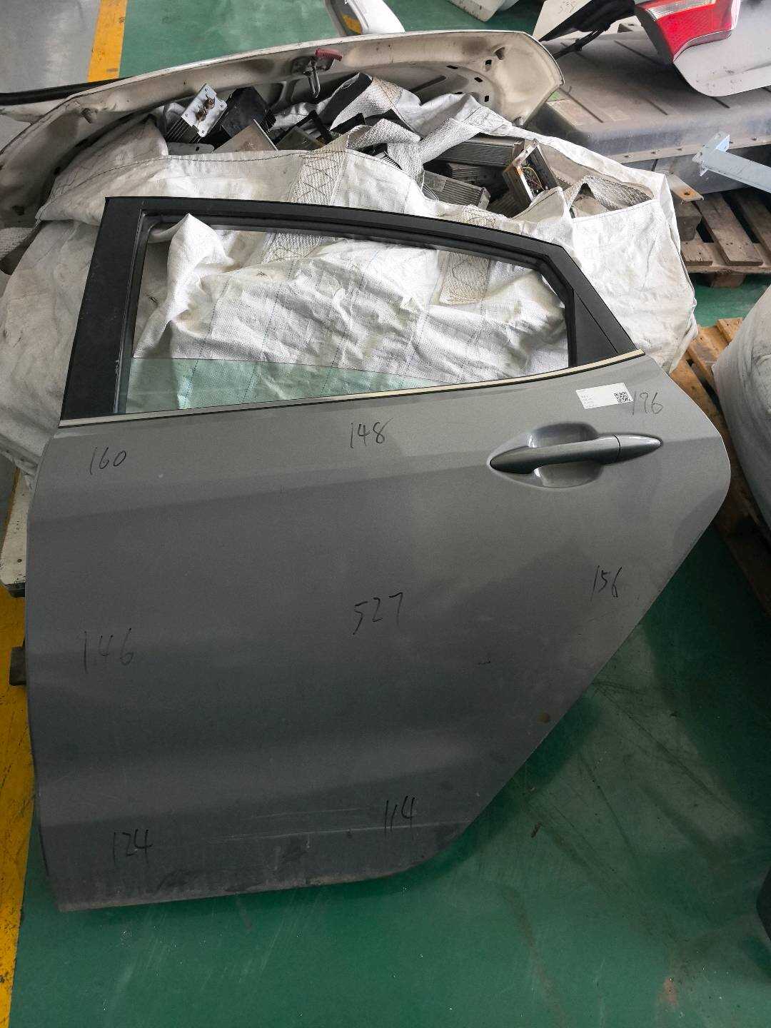K770034X000DJ 后门壳(左)