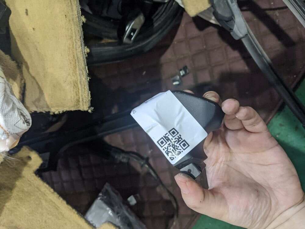 7PP858548 内后视镜座护盖（右）
