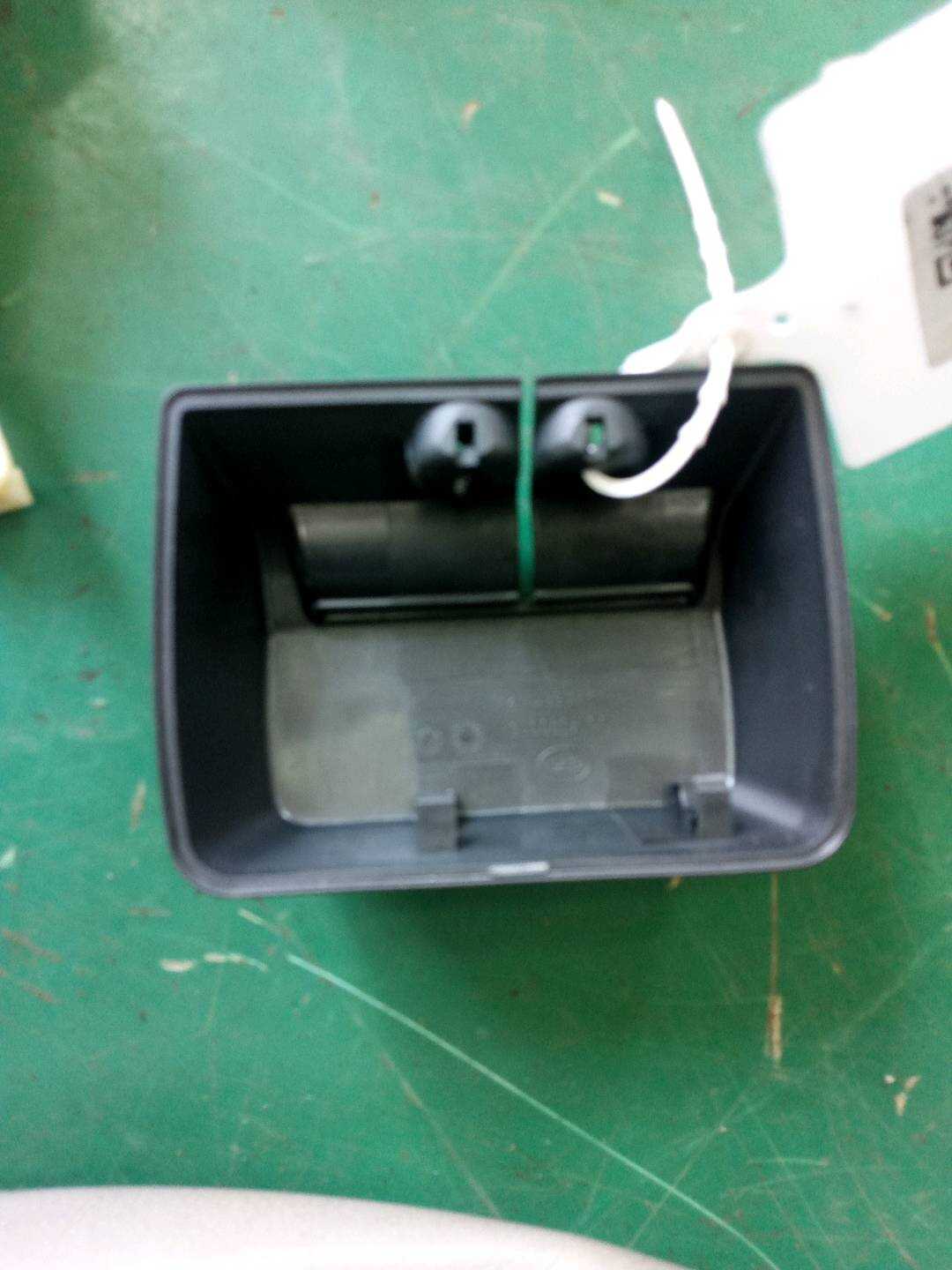 SC7000317D1A7 安全带织带出口塑料件盖板-深黑5