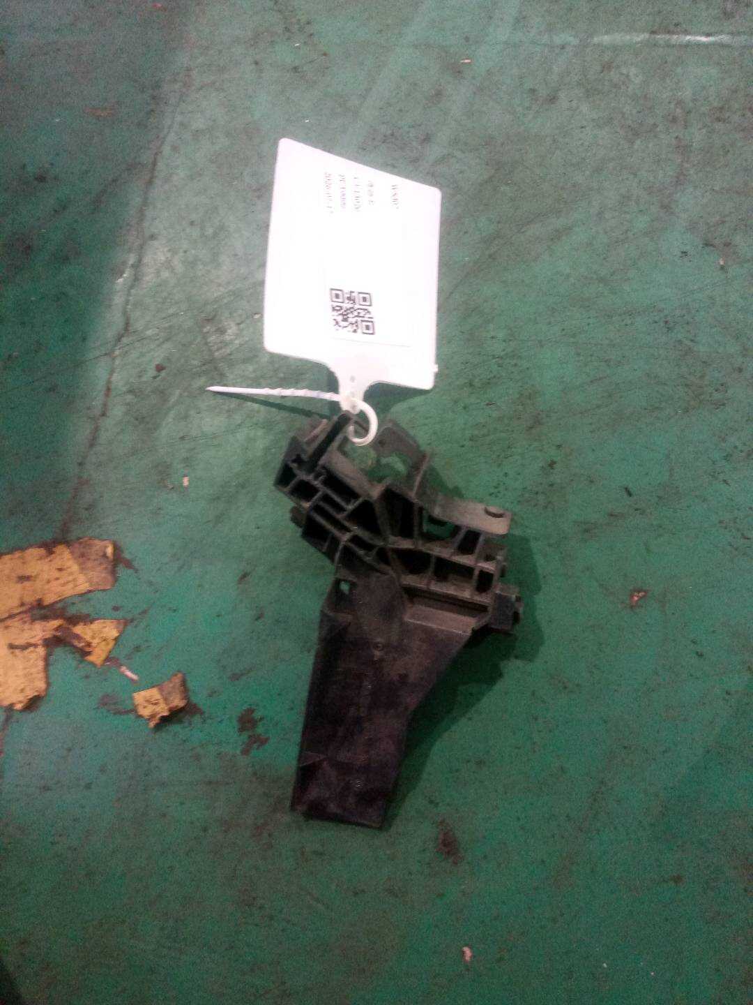A2057230214 Front Door Outer Handle Mounting Frame Bracket, Right