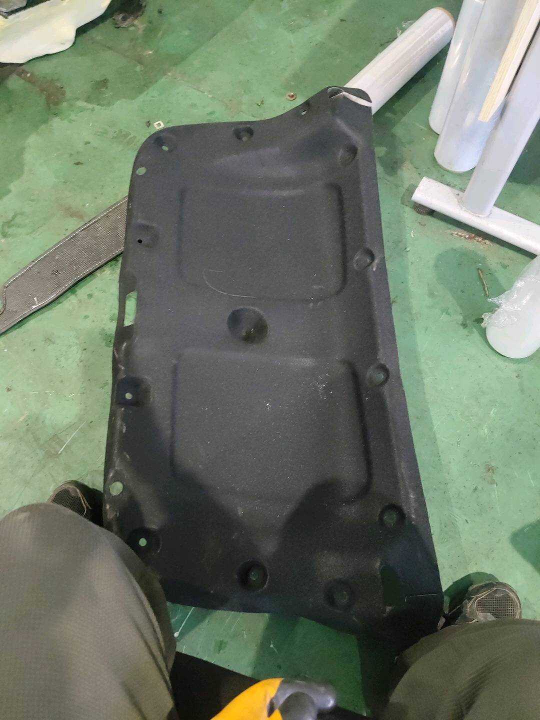 B012970 行李箱盖护板
