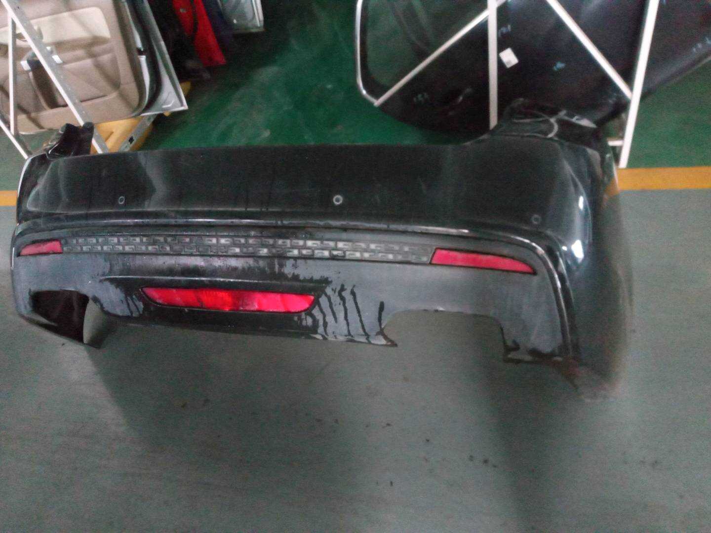 6044003100 后保险杠皮