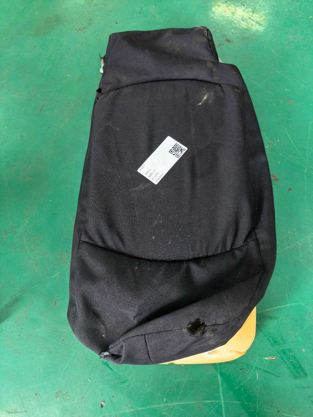 52209809207 后座位扶手软垫