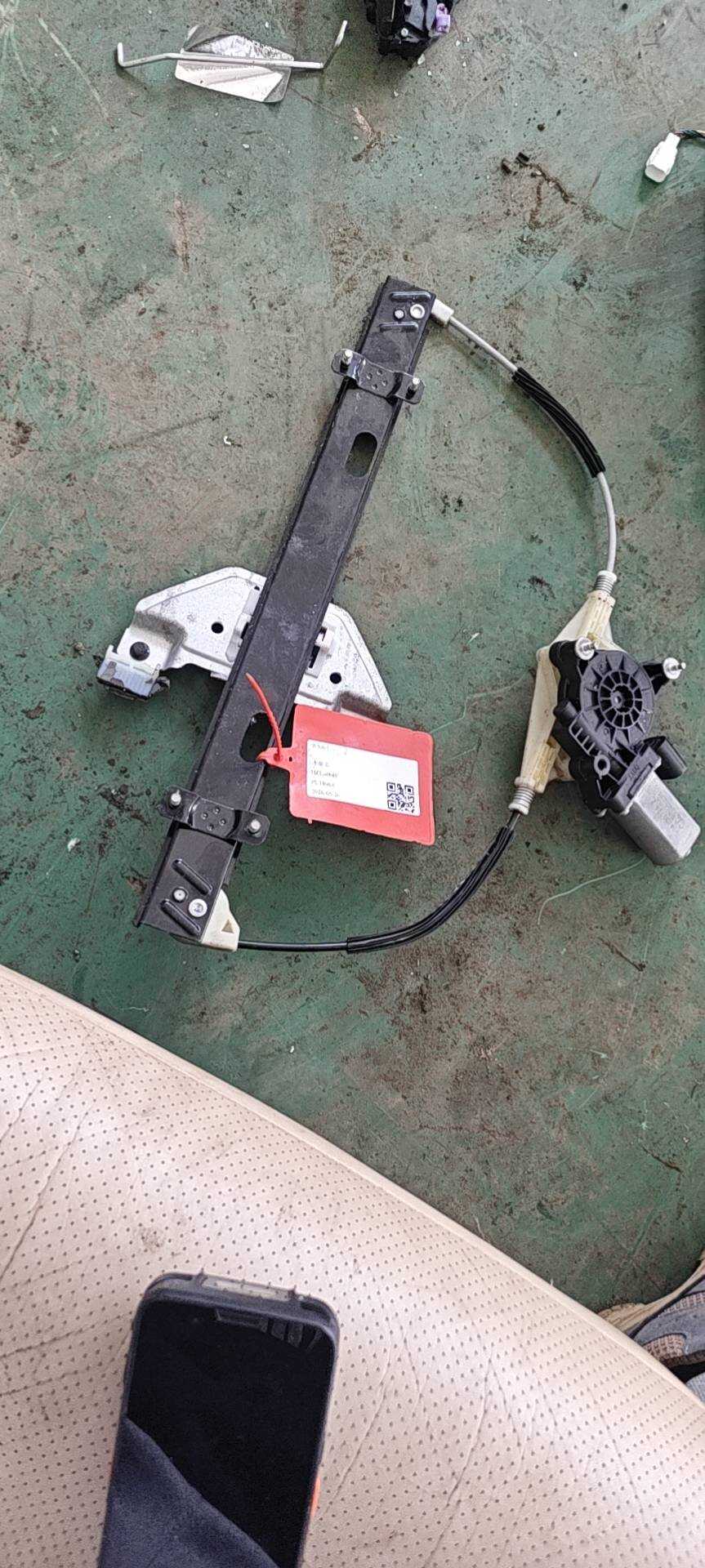 6600005319 右前车门玻璃升降器总成