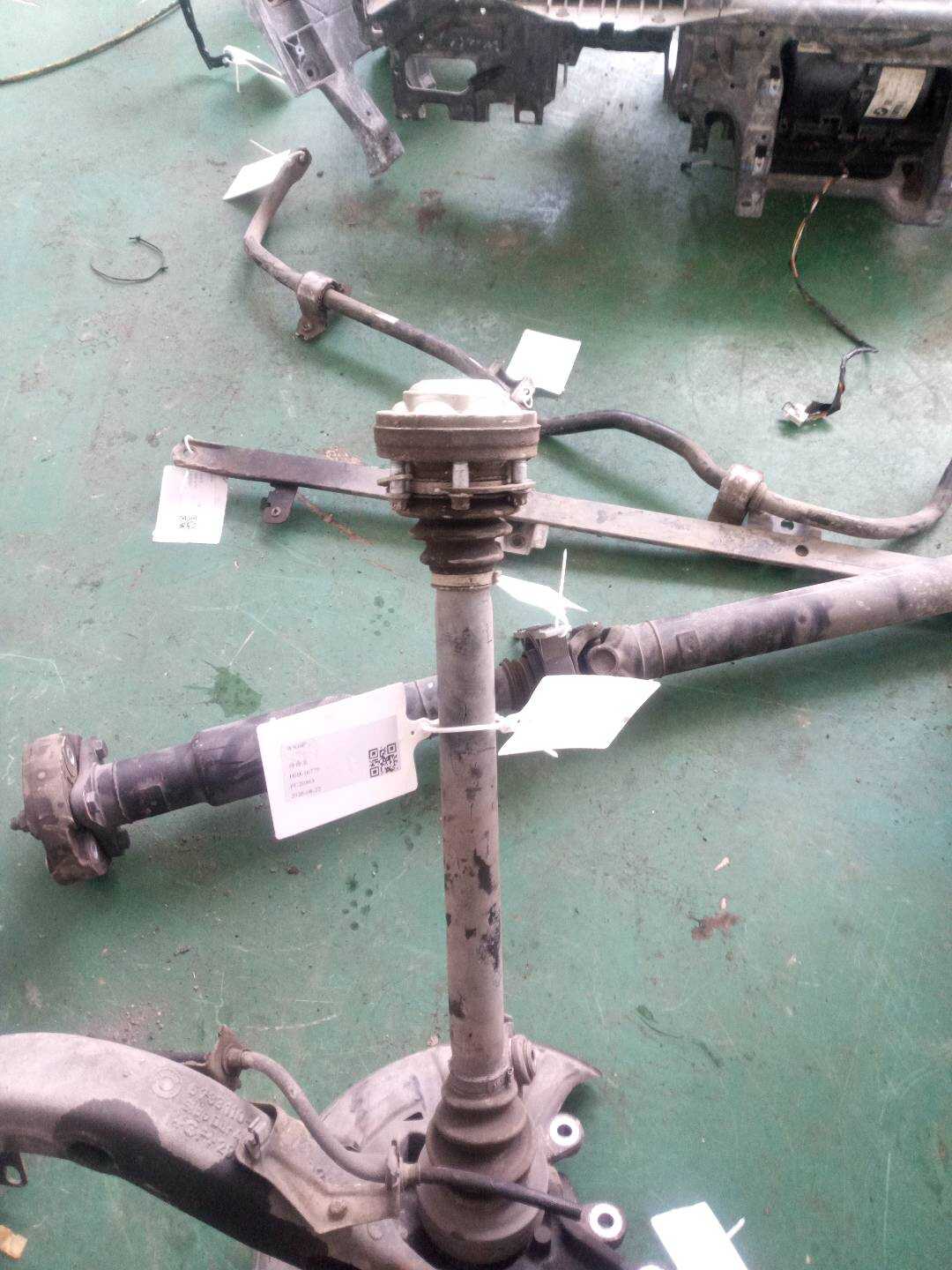 33207587791 后半轴(左)