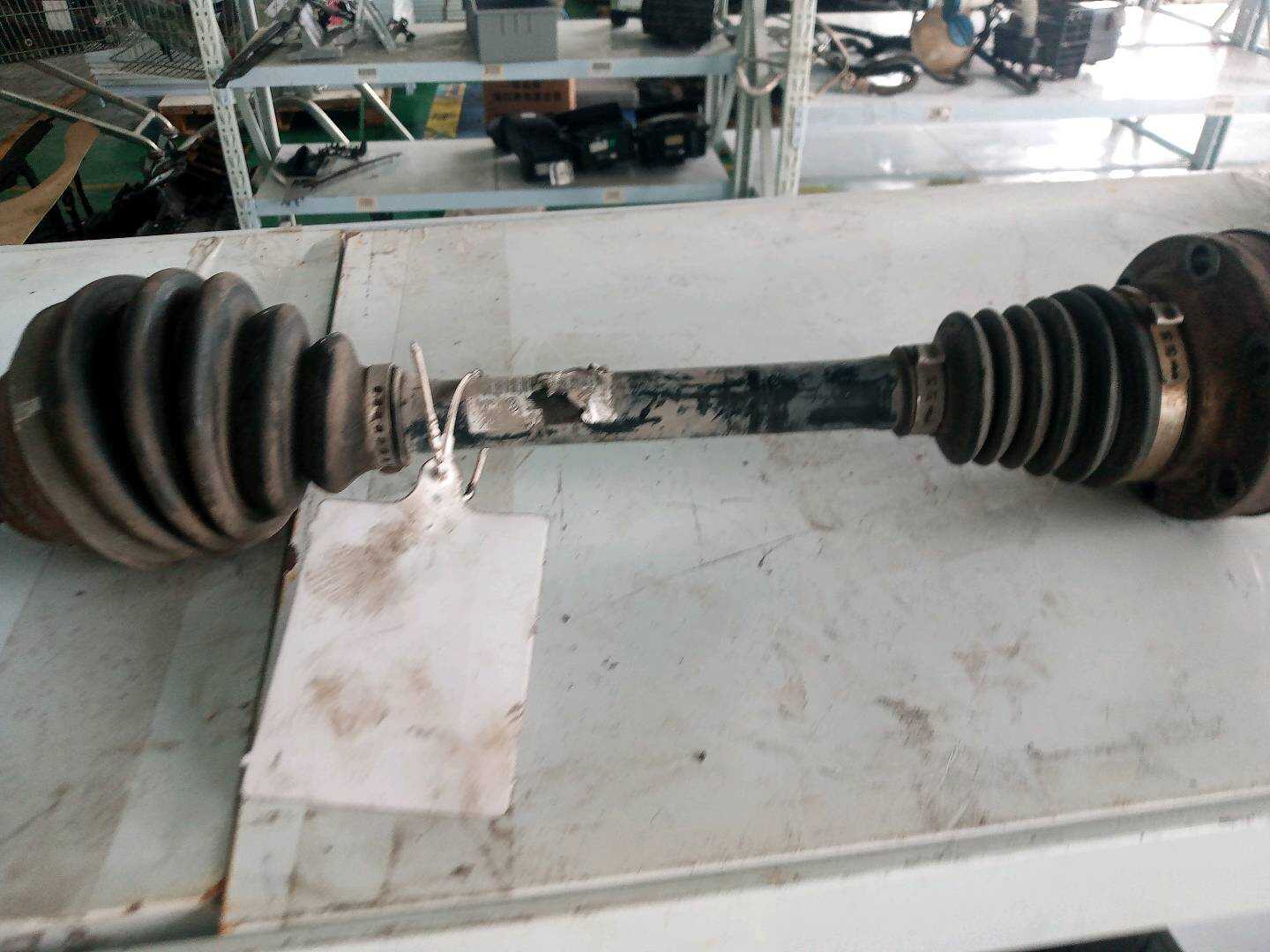 0AM409343A Front Axle Flange Shaft, Left