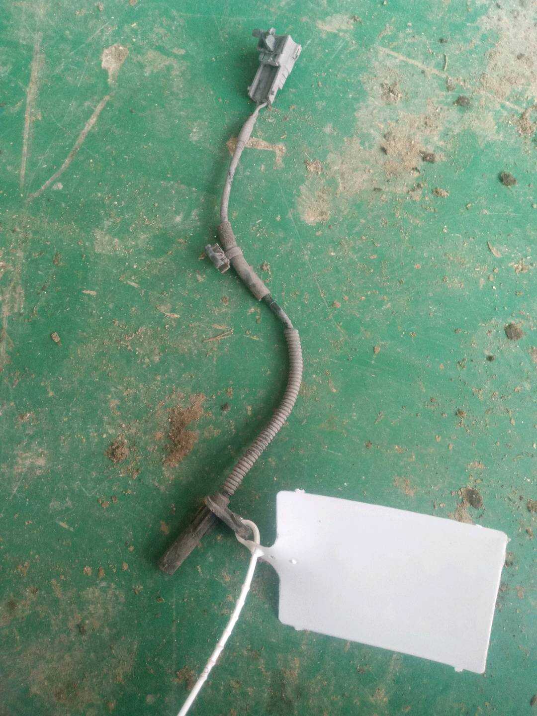 10433907 后轮速传感器总成