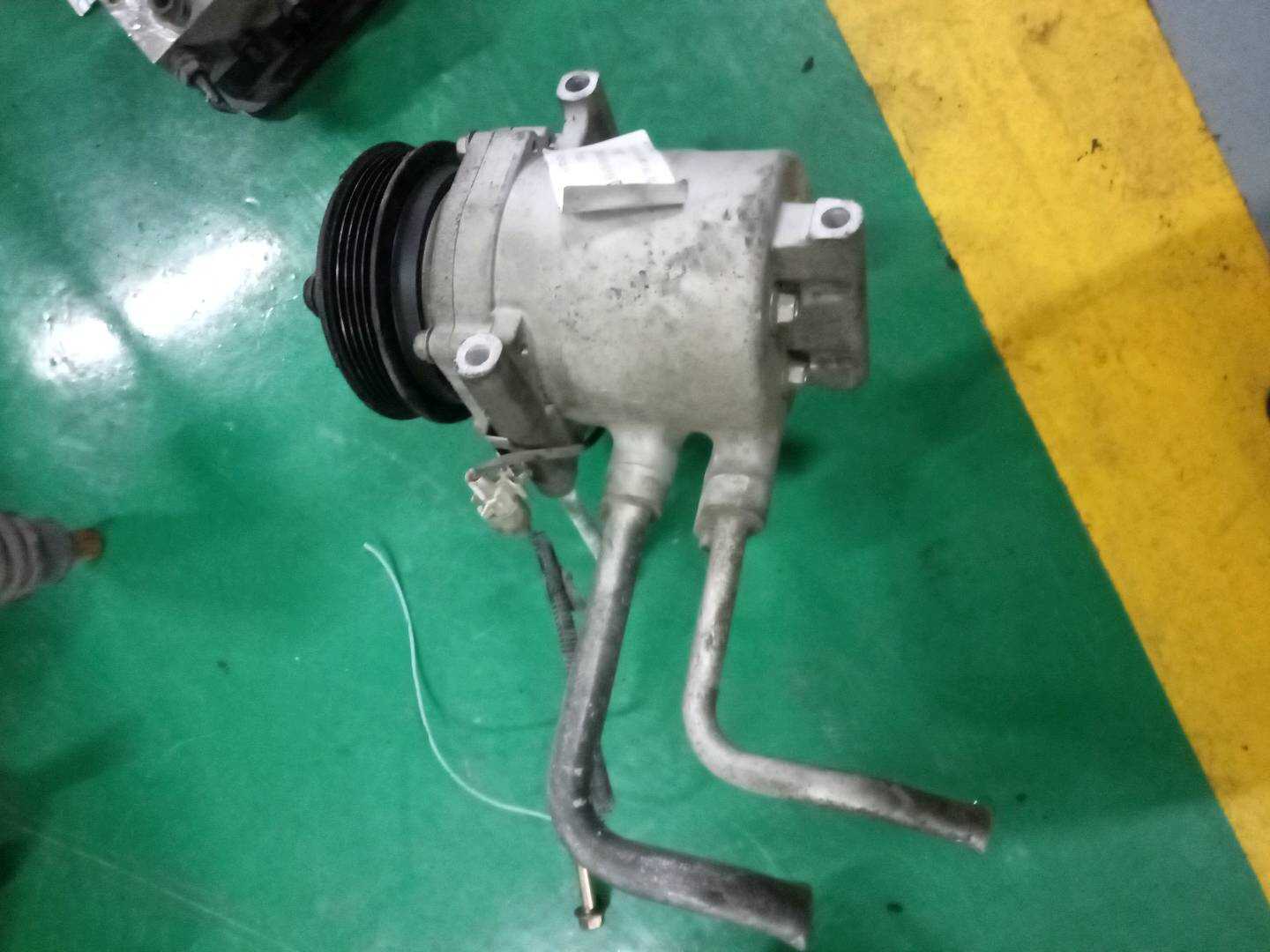 4093530 A/C Compressor