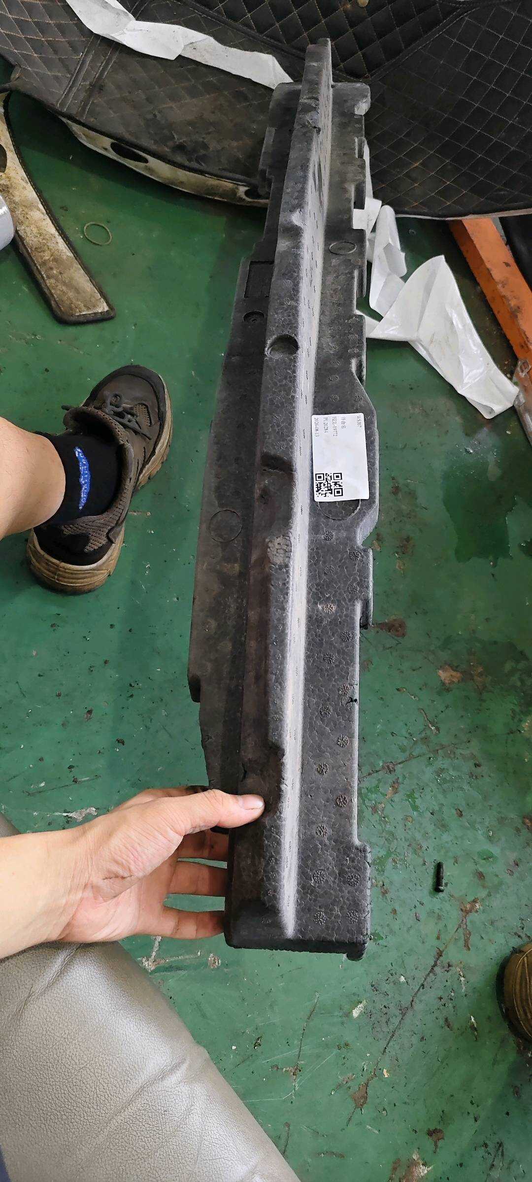 51117396925 前保险杠泡沫