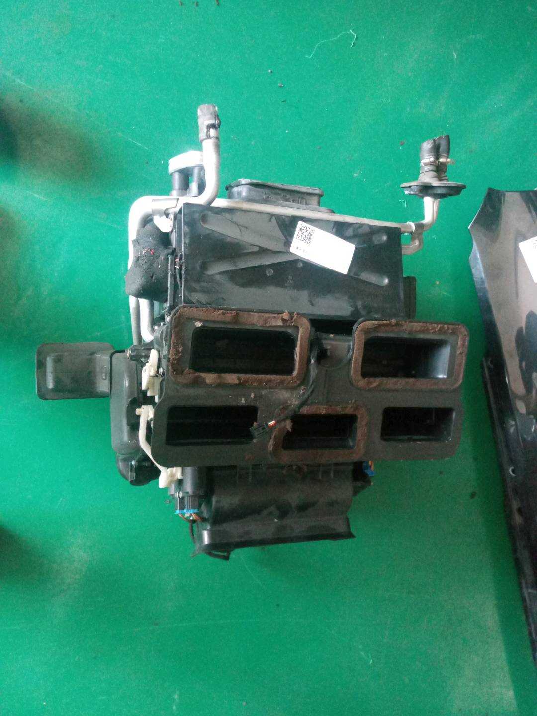 4F0820356G 蒸发箱总成