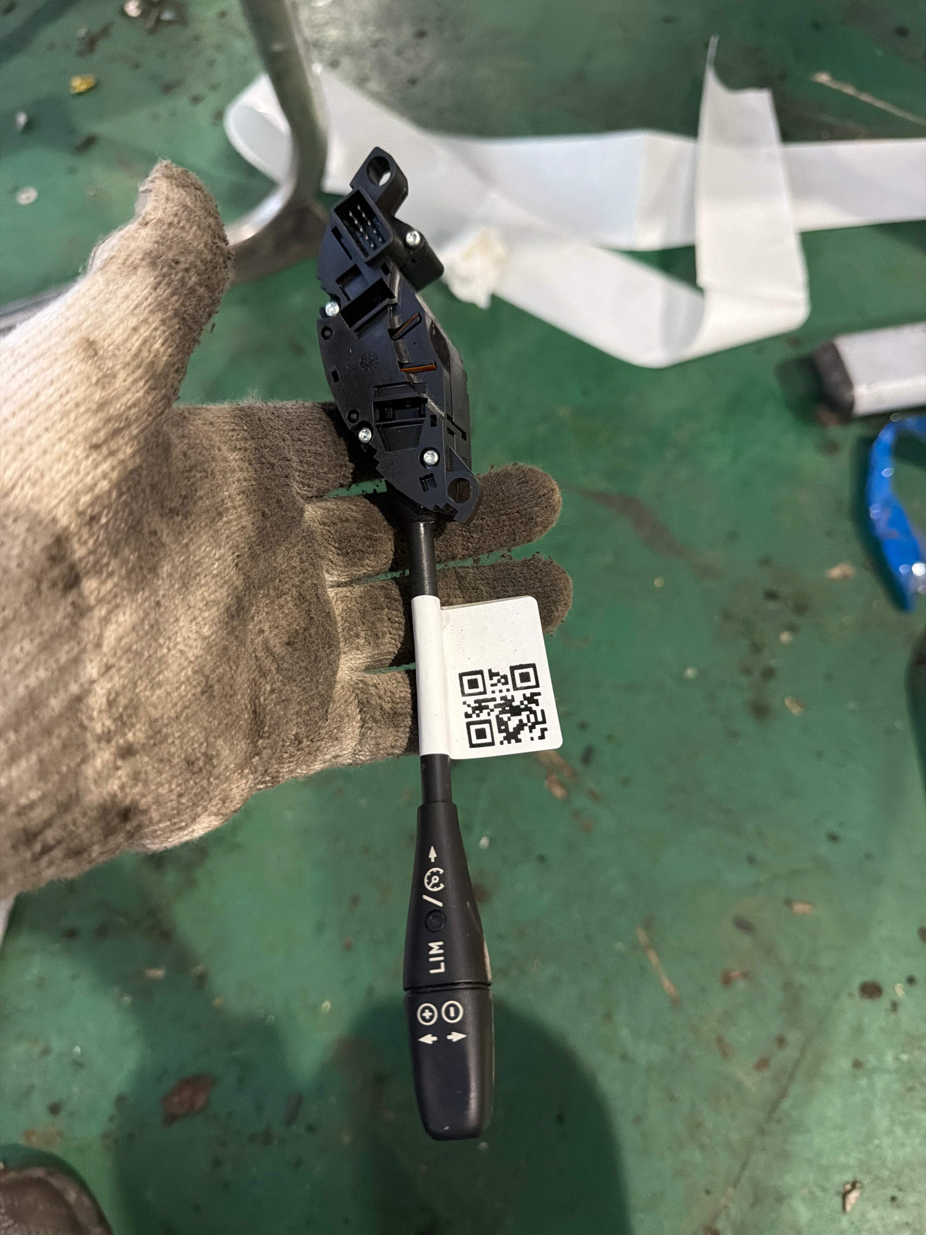 A1695450004 Cruise Control Switch