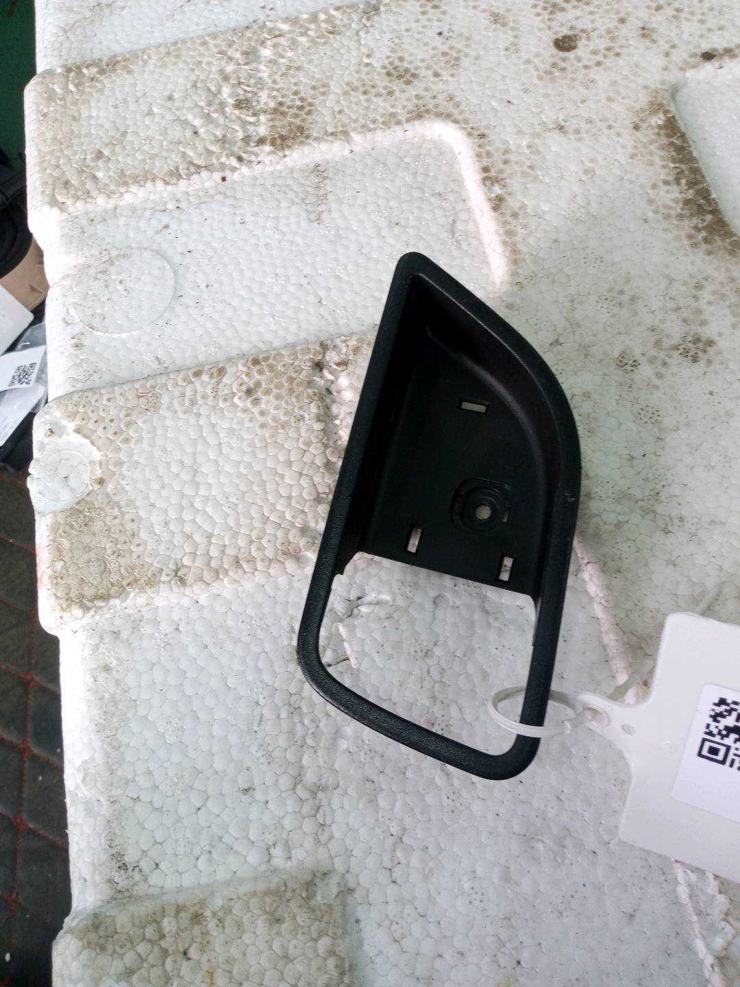 826214X000WK Front Door Inner Handle Frame, Right