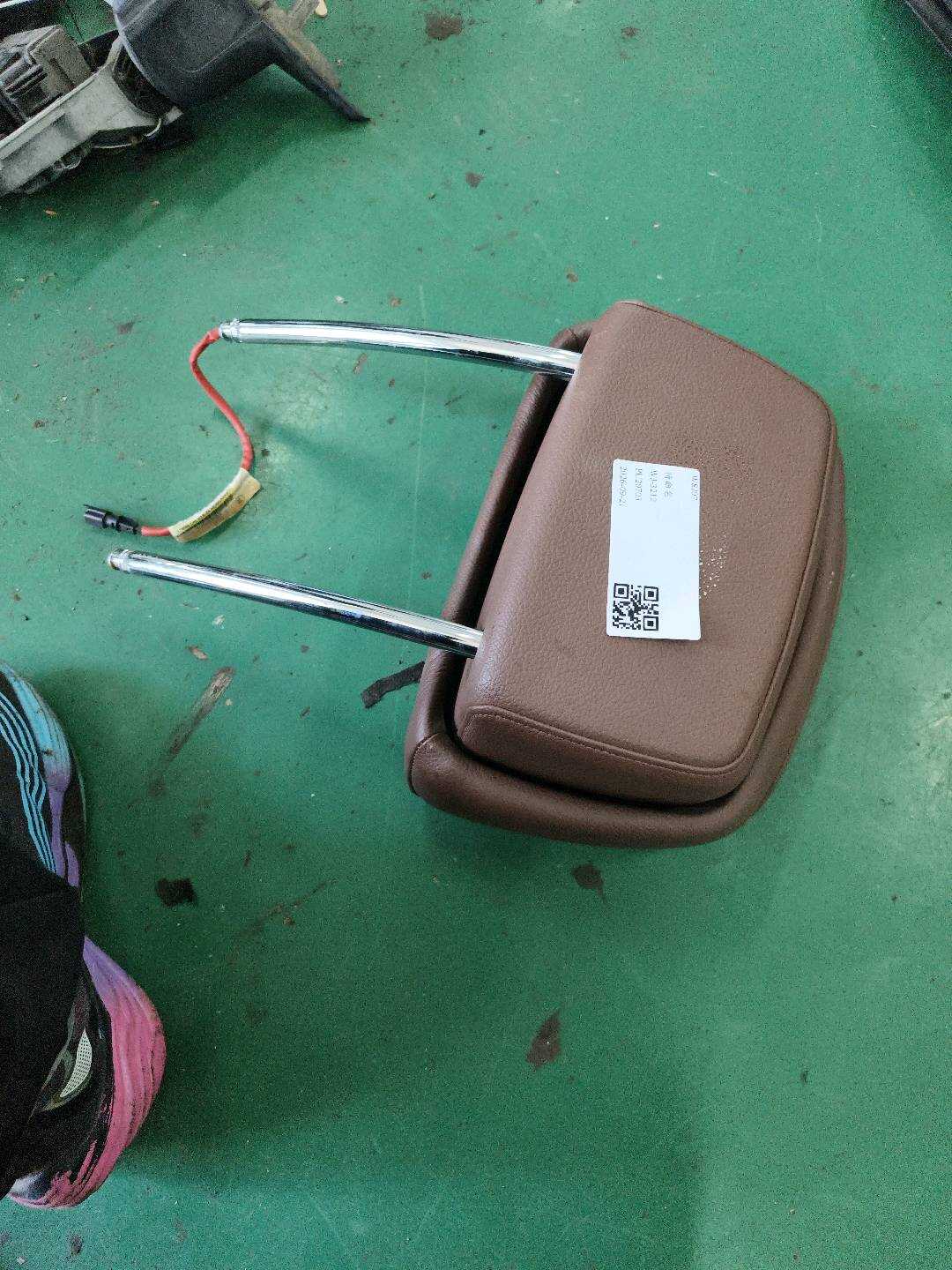52107241479 副驾驶员座椅头枕