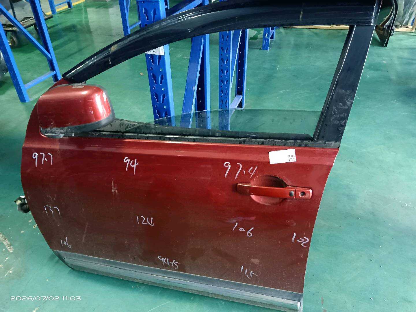H0101JE2MA 前门壳（左）