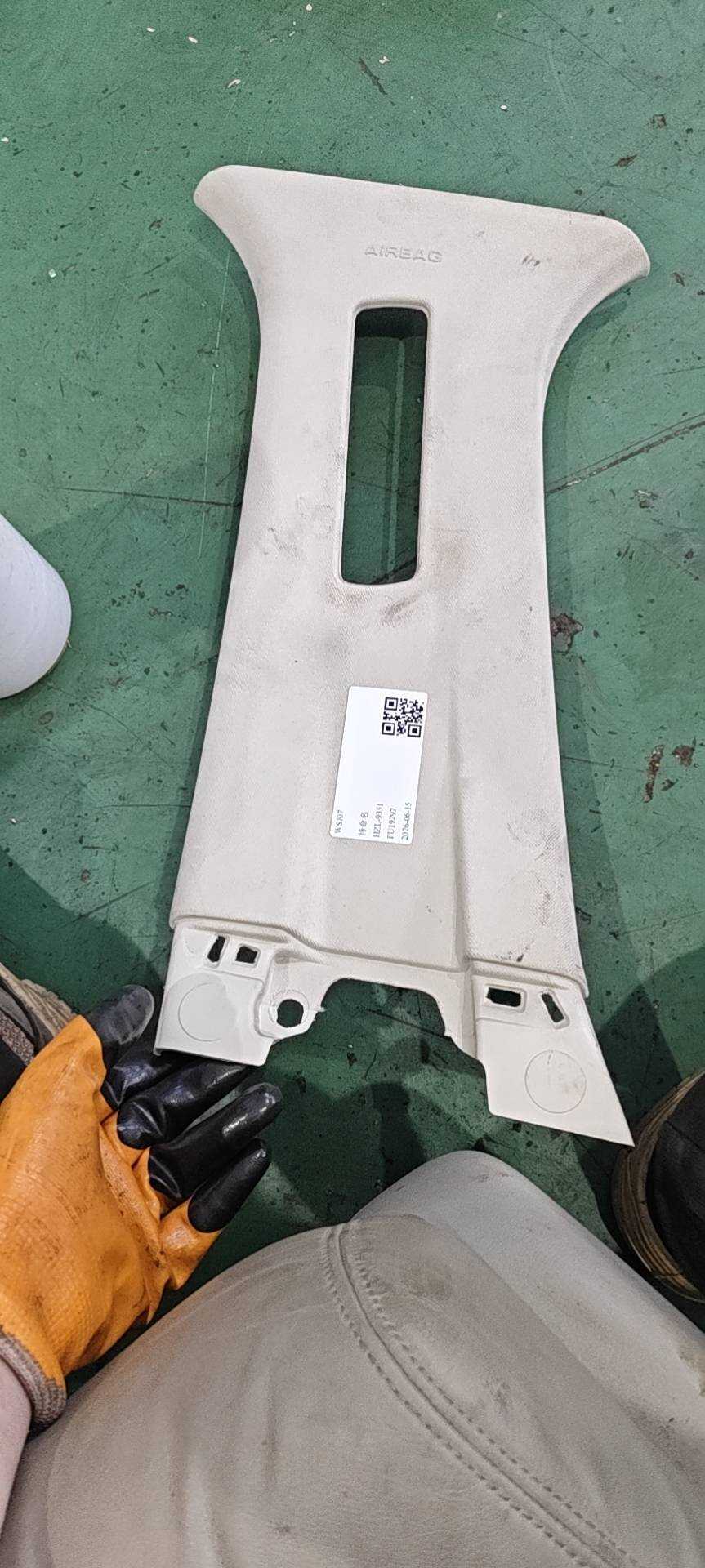 FK7BR24583BD3AM1 B柱内衬(左上)