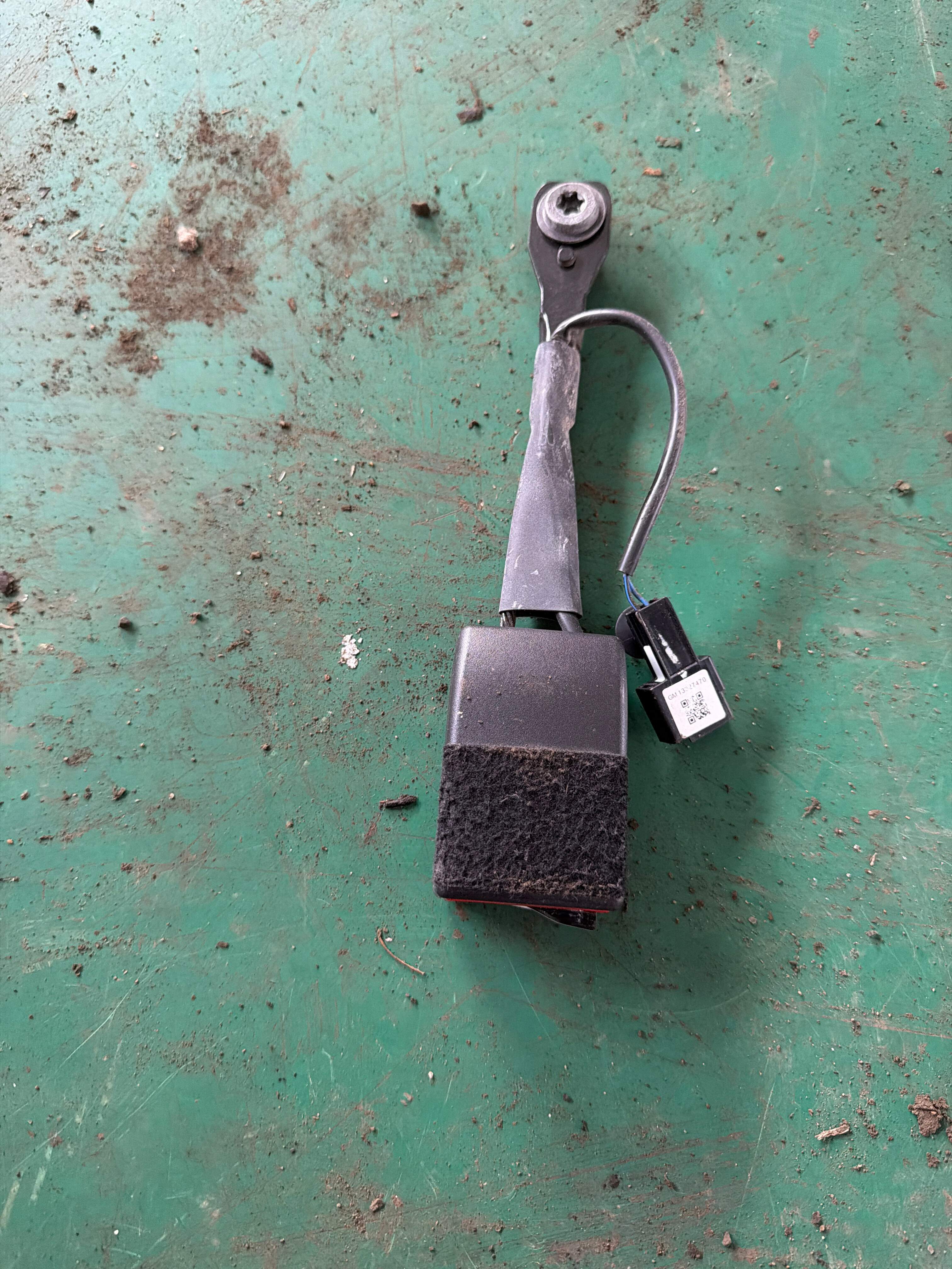 22827352 Driver Seat Belt Buckle