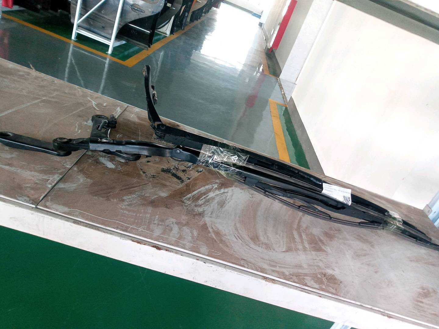 61610442837 前风挡雨刮片