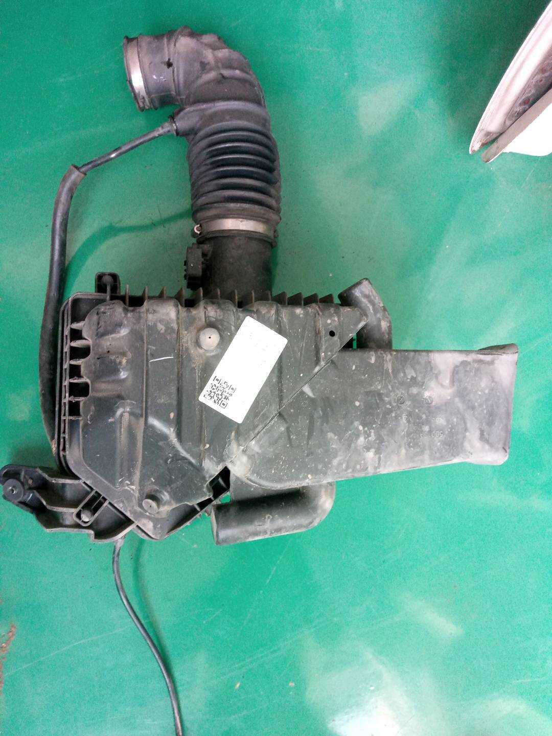 25998188 空气滤清器总成