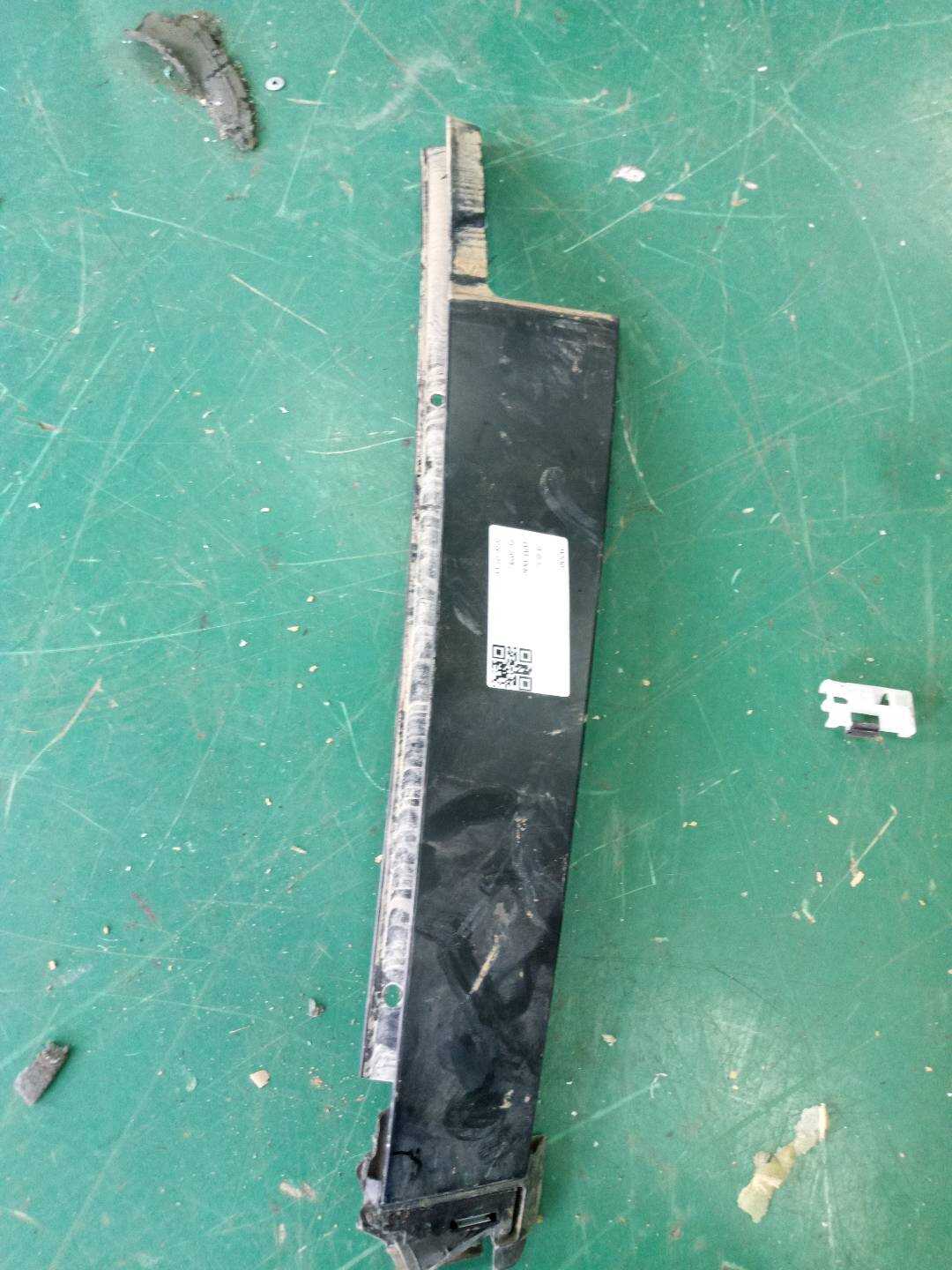 51357336975 饰板 B 柱 车门 后左