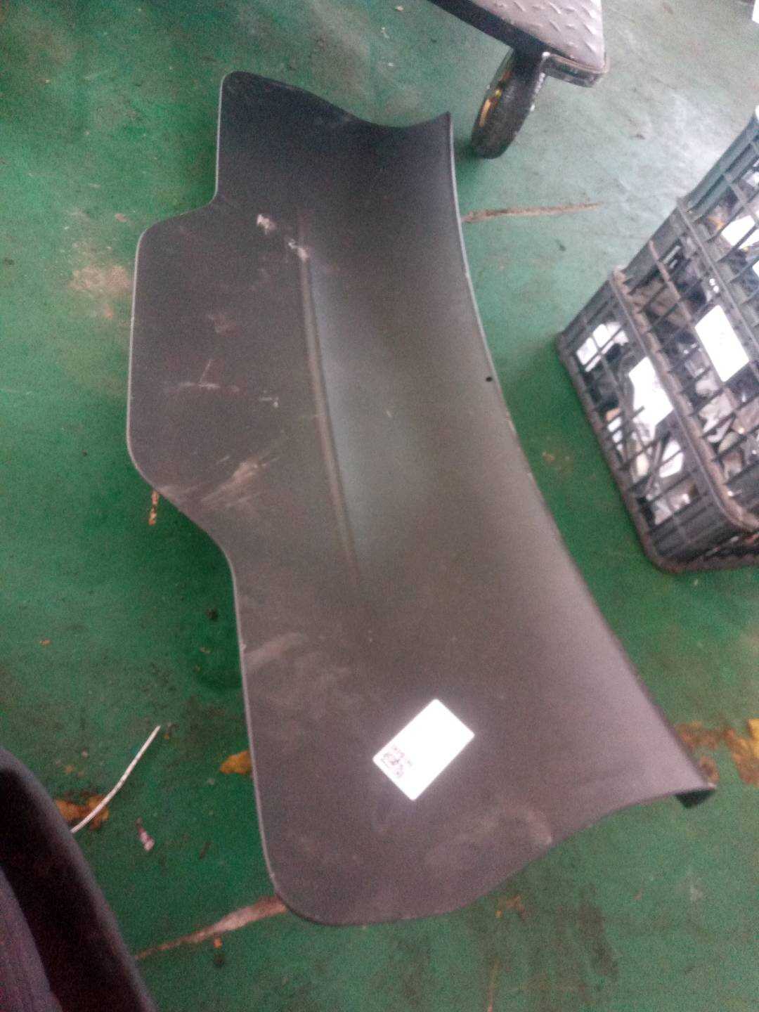 T4A1124 尾盖内饰板
