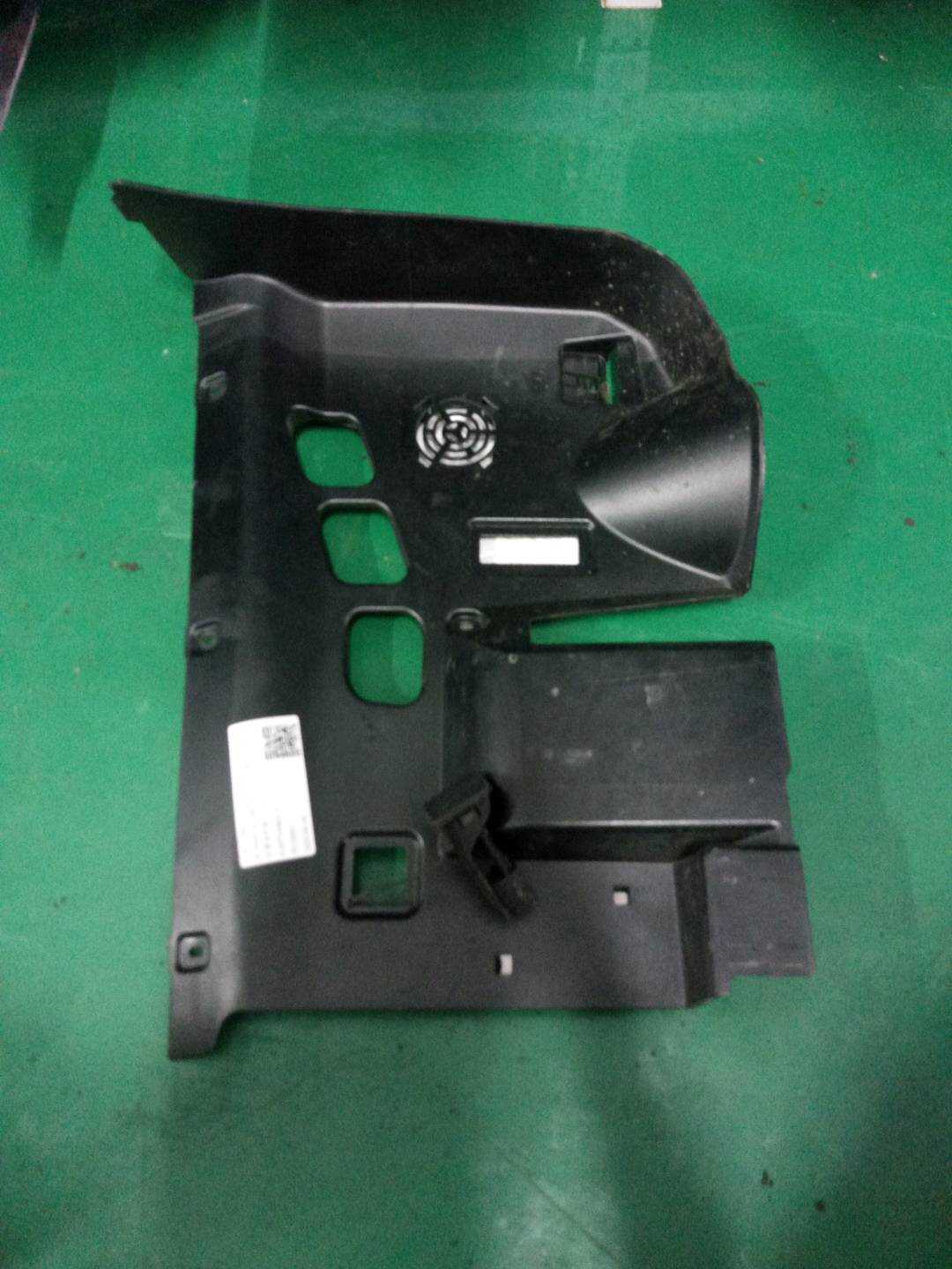 51457149821 Dashboard Guard (Lower Left)