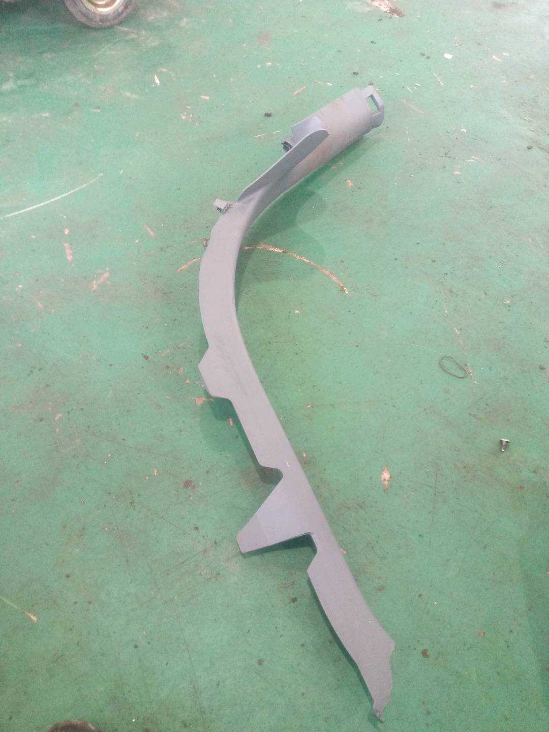 4GD867768 C柱内衬(右下)