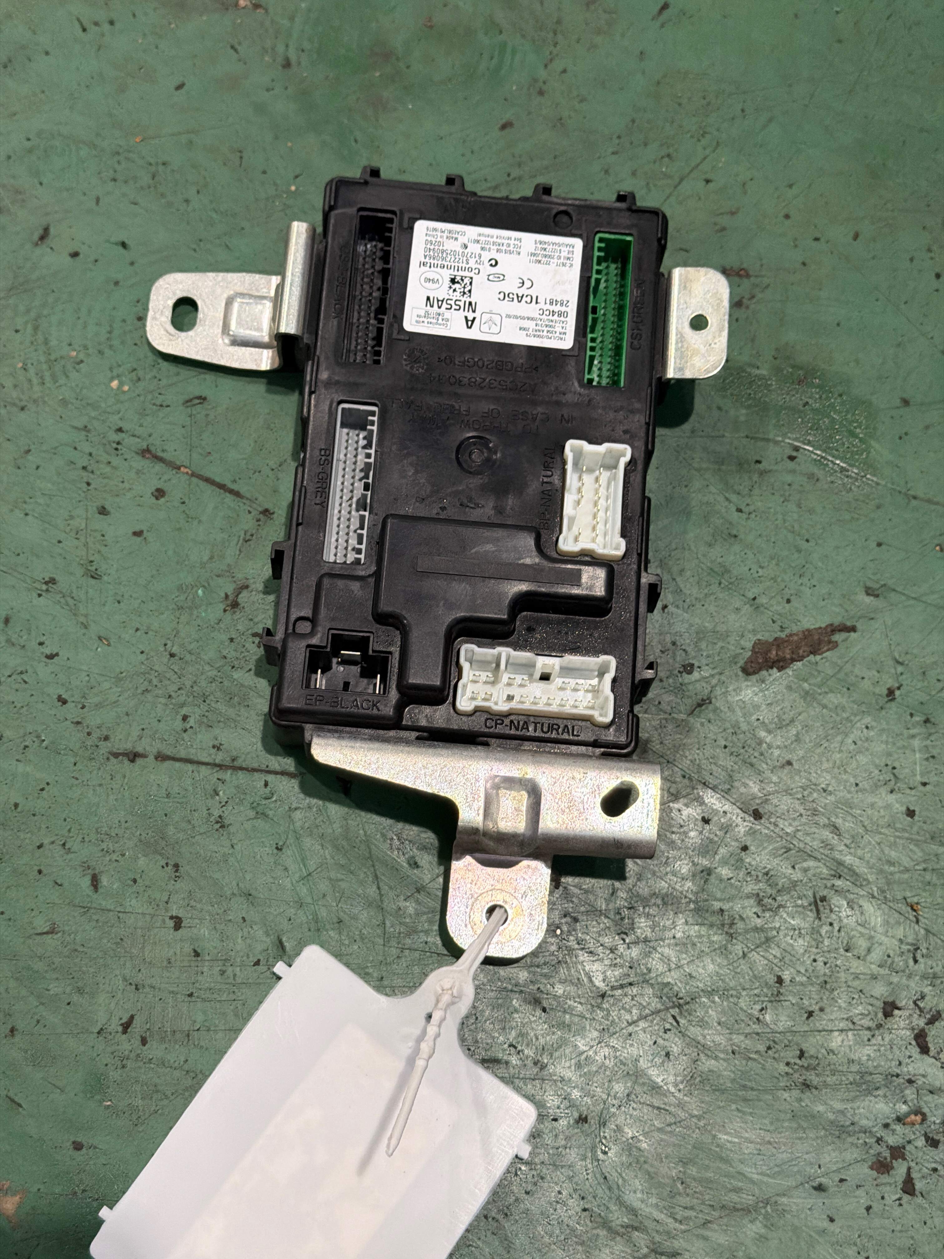 284B11CA5C 车身控制模块
