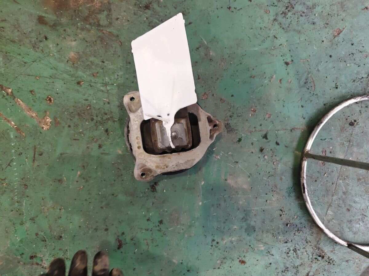 22116860488 Engine Mount Rubber, Right