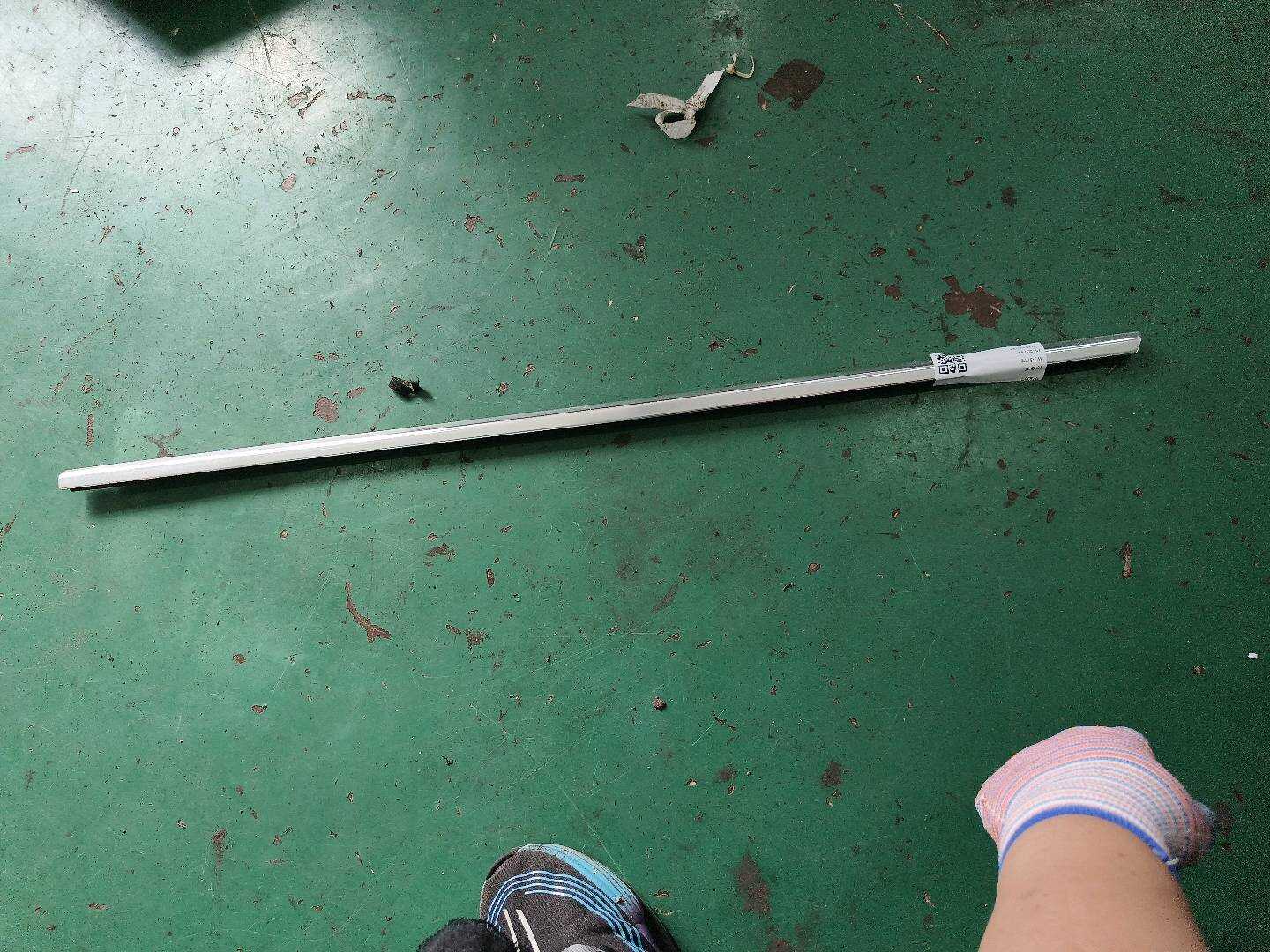 51337196339 前门玻璃压条(左外)