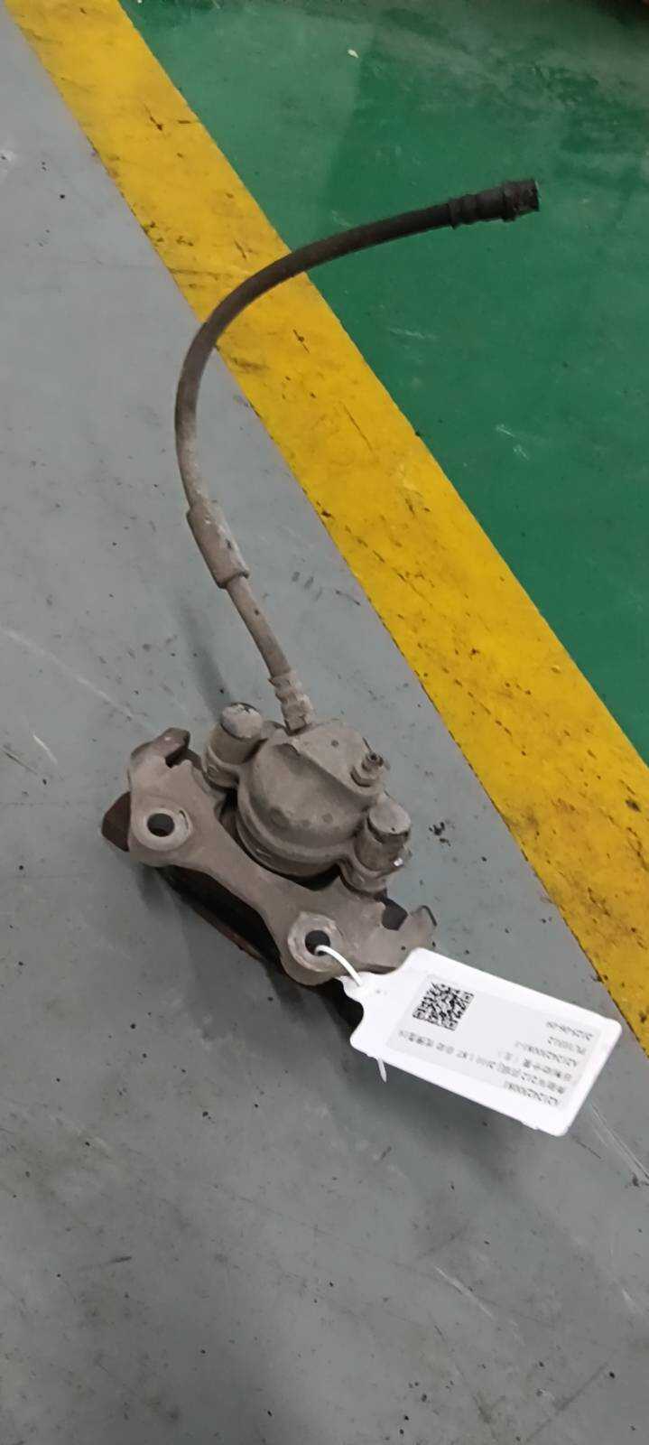 A2124230081 后制动分泵（左）
