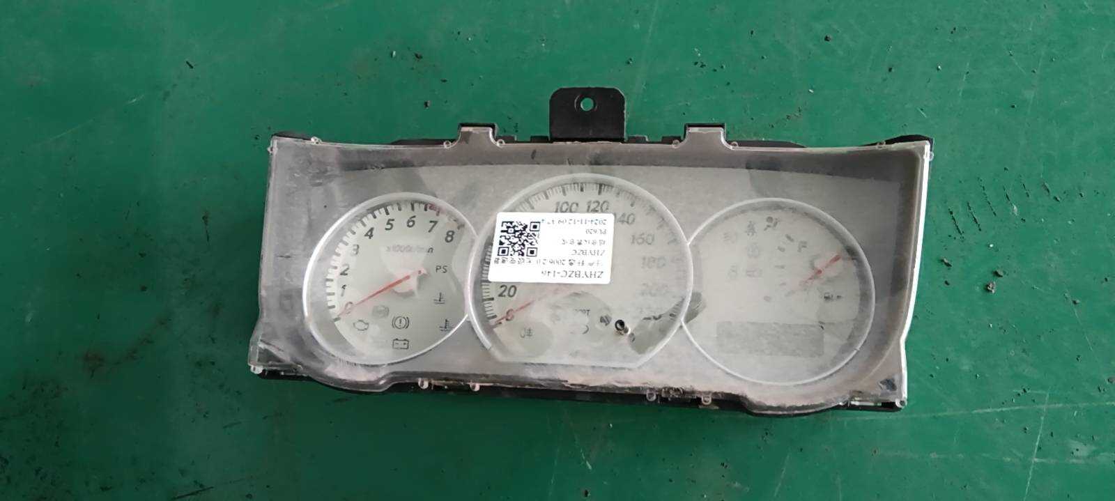 24820EW92BA128 组合仪表总成