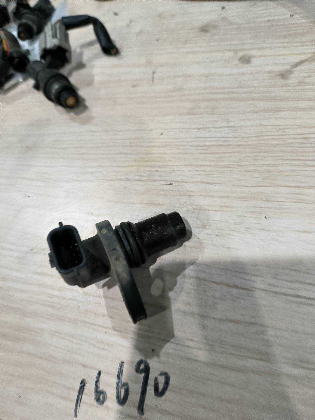 23731JA11A 凸轮轴位置传感器