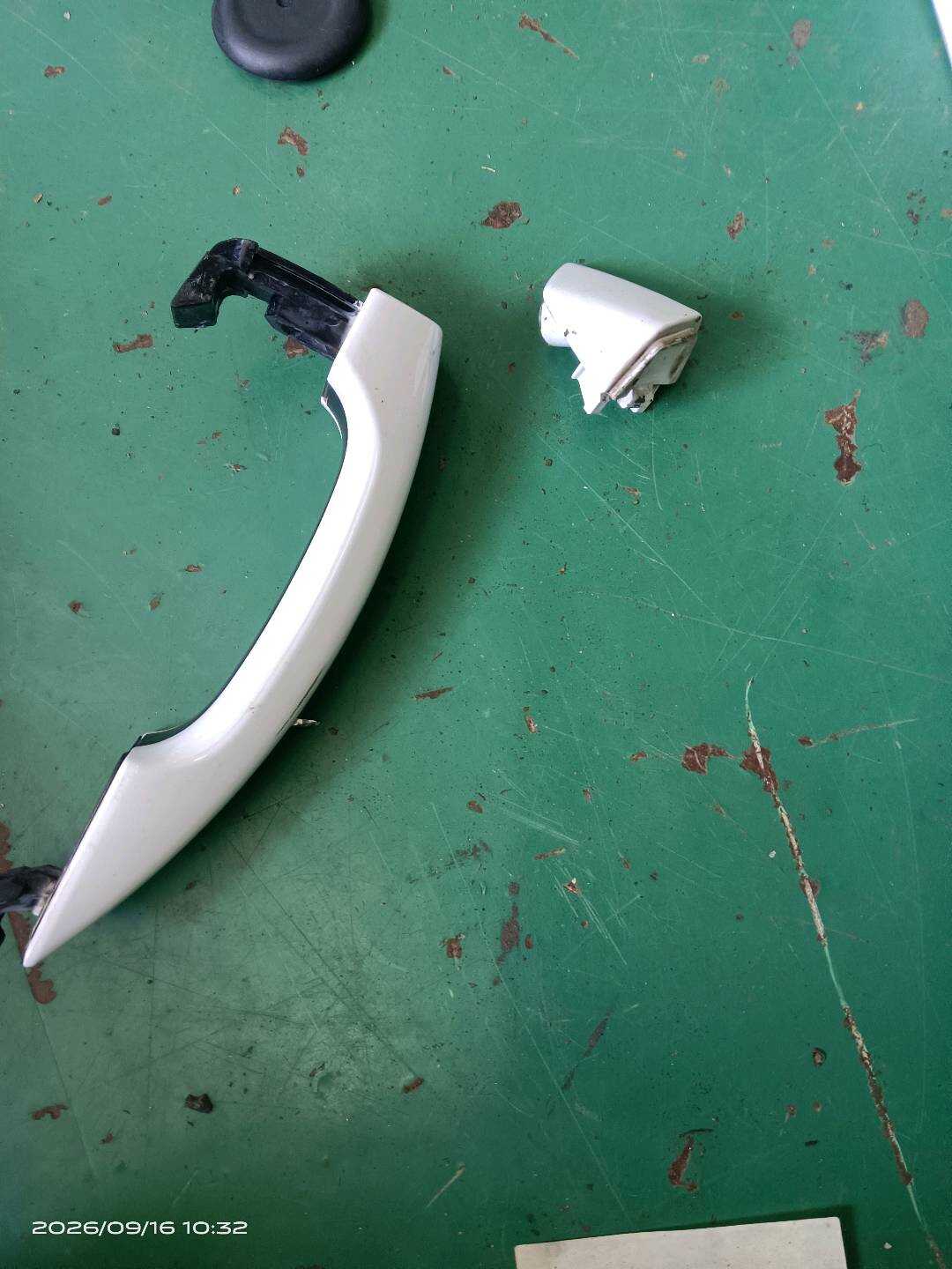 TA6105109C Front Right Door Outer Handle Assembly