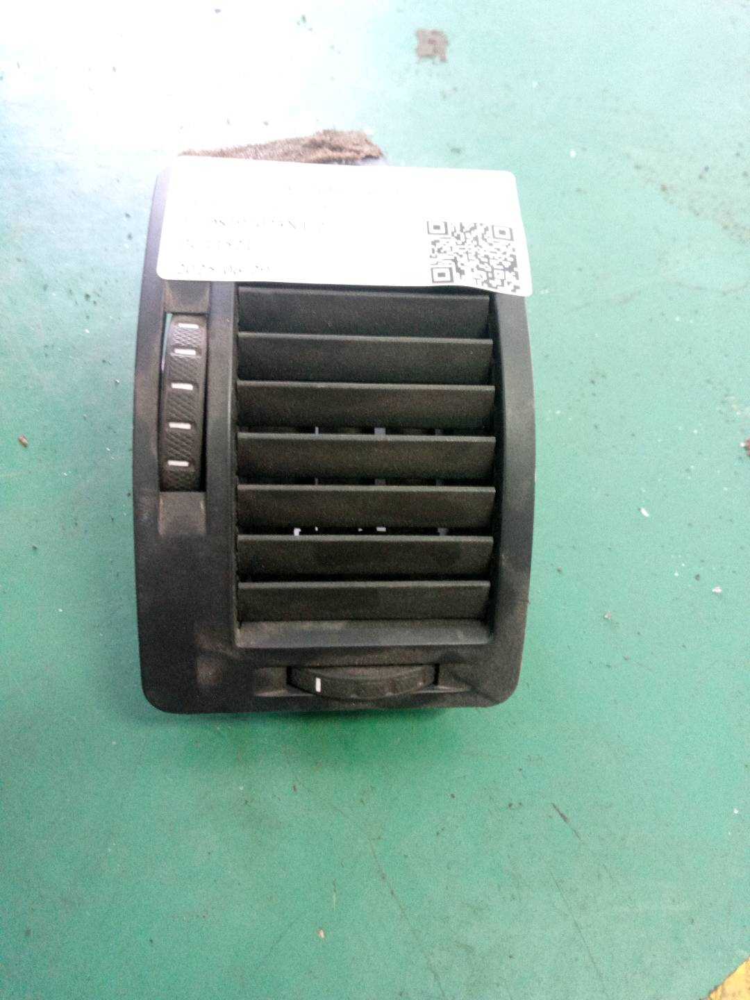 1ZD8197023X1 仪表台出风口(右)