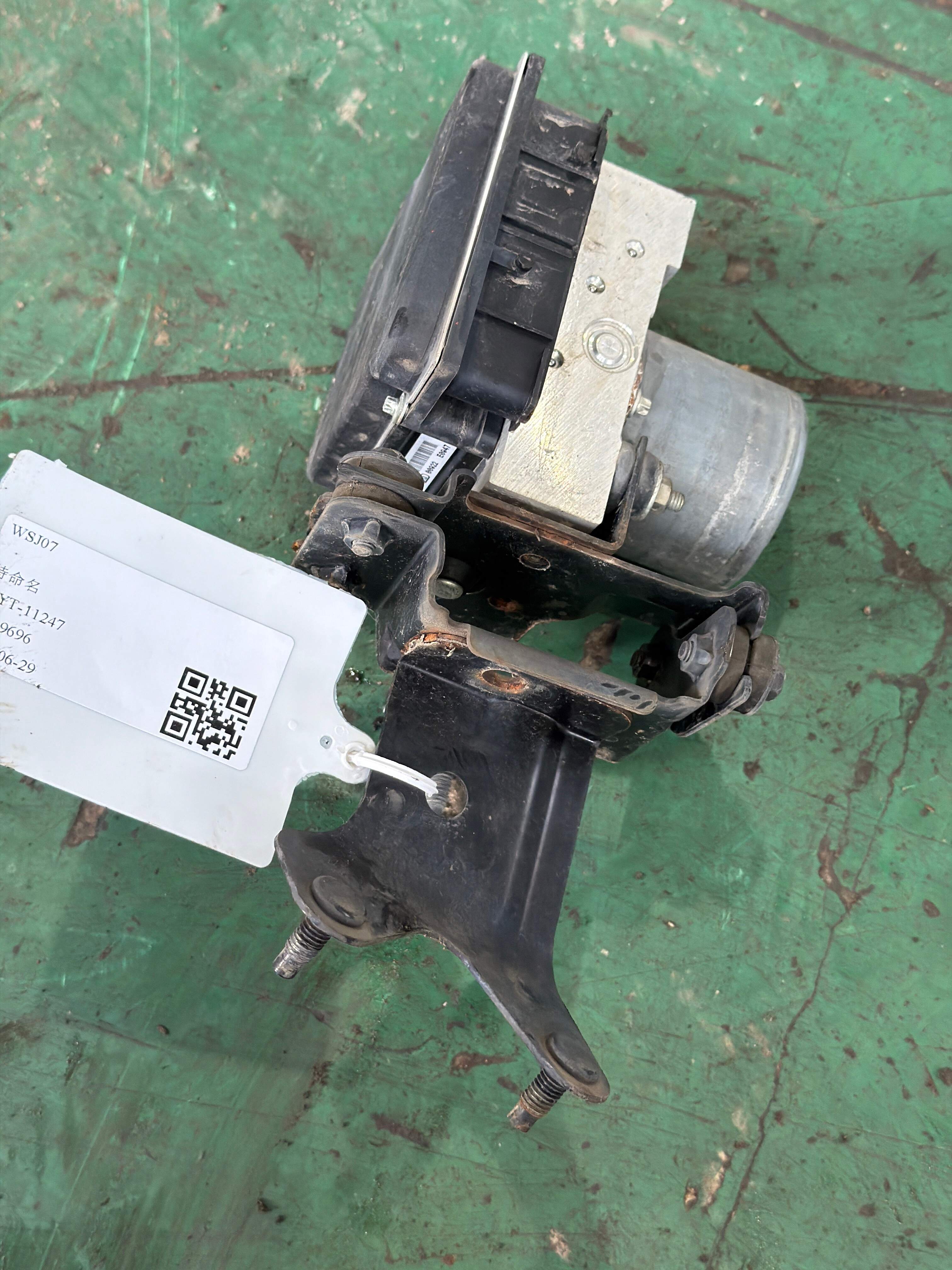 476601CA1C ABS泵总成