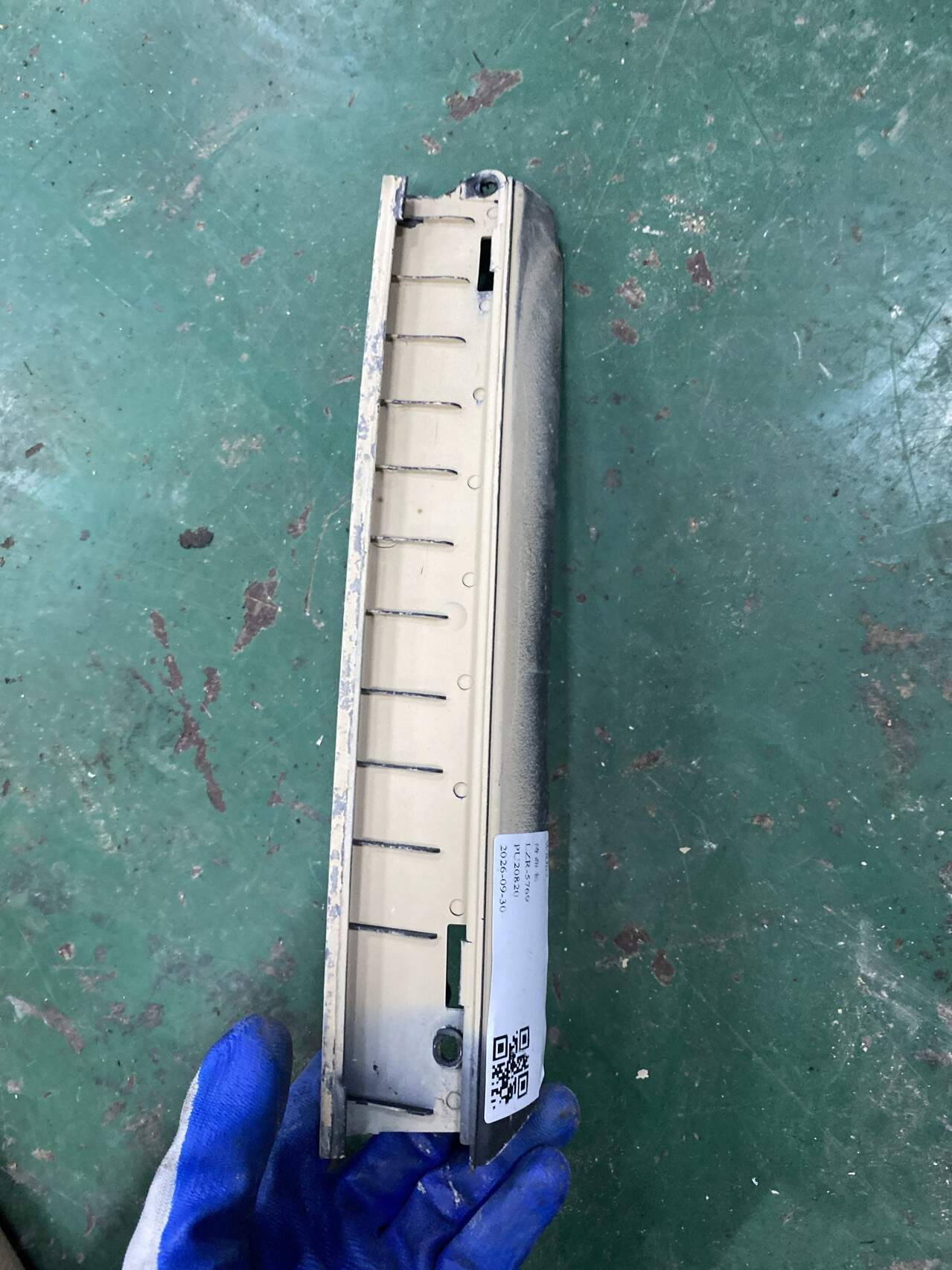 51422452406 后门窗框外饰板(右后)