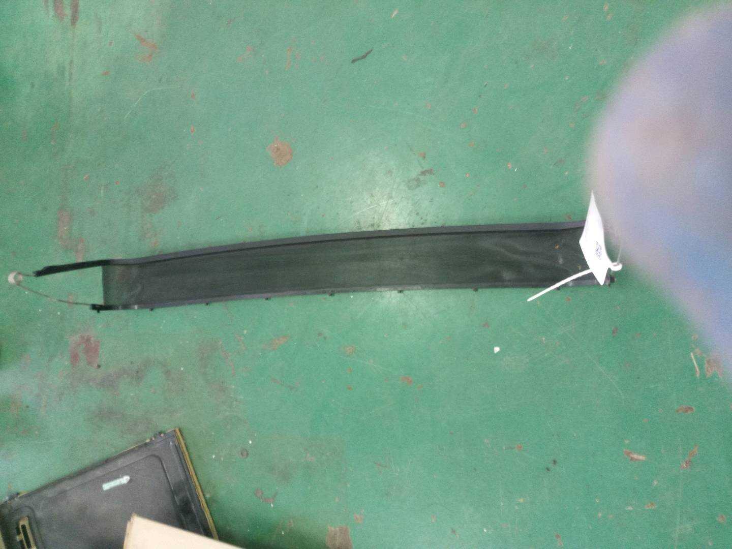 54107391791 天窗导流板