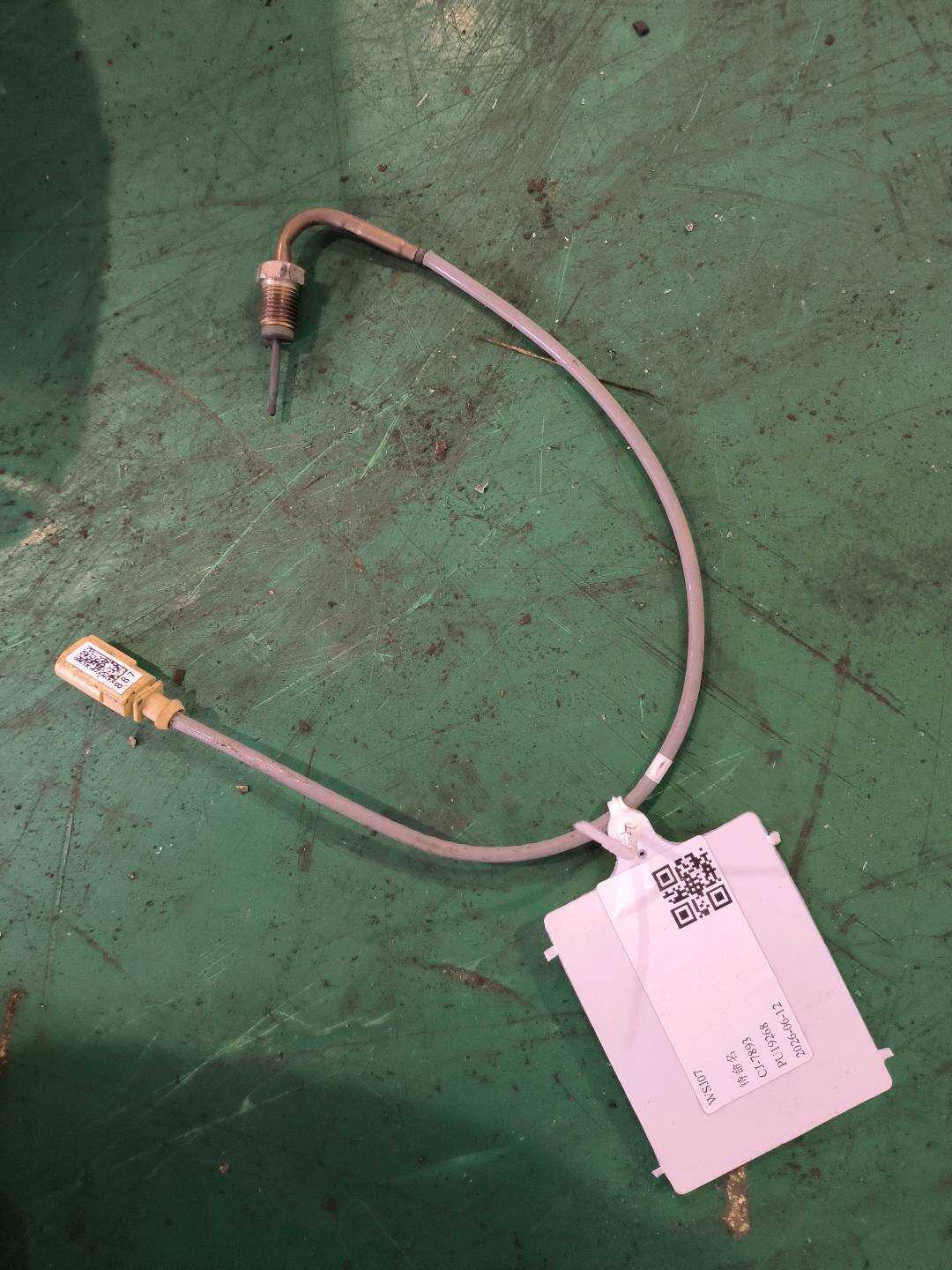 L05E906088B 排气温度传感器