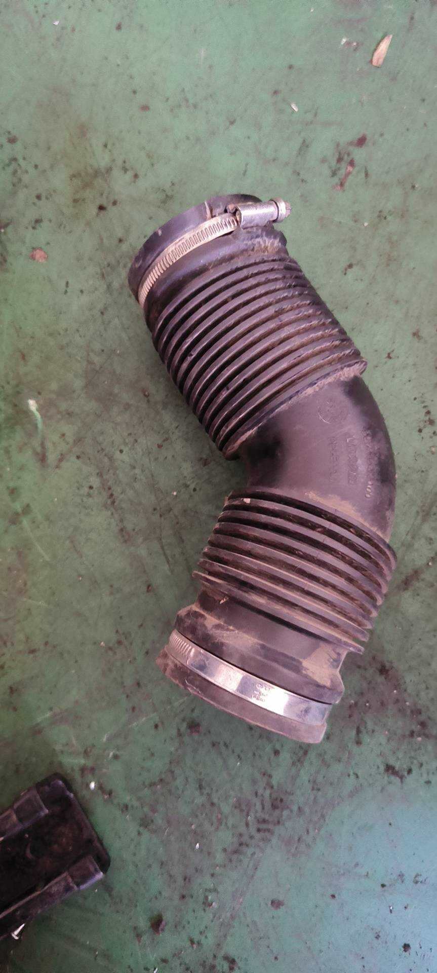 1440S9 Air Filter Outlet Pipe