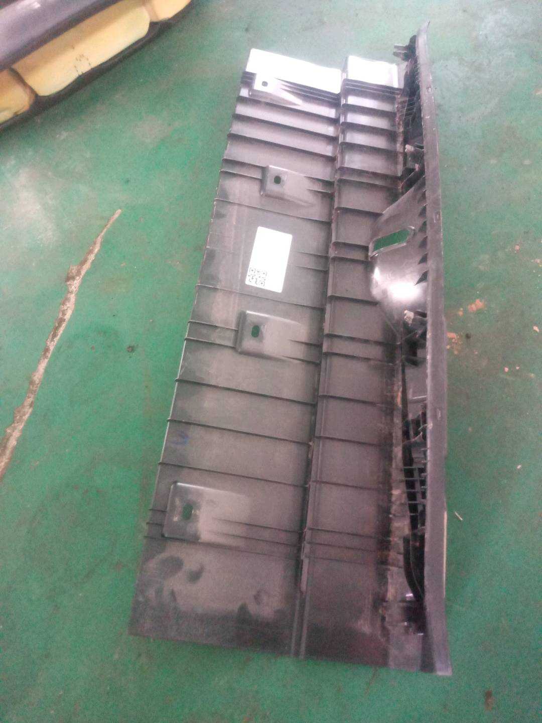 51477375005 Rear Upper Panel Trim