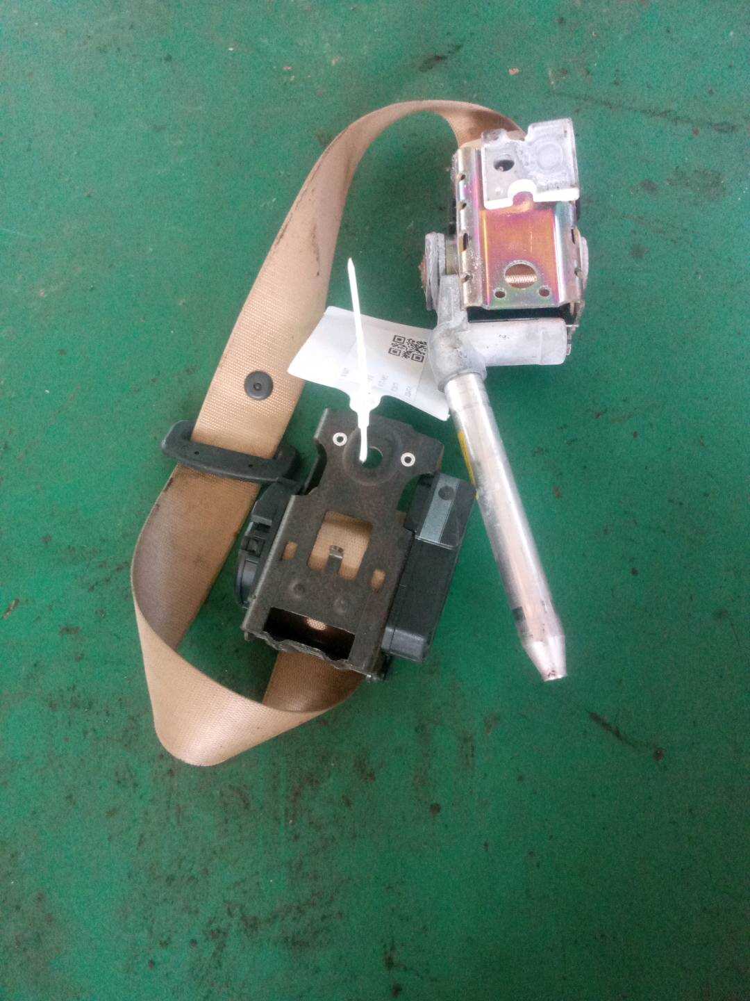72119132839 后座椅侧安全带(左)