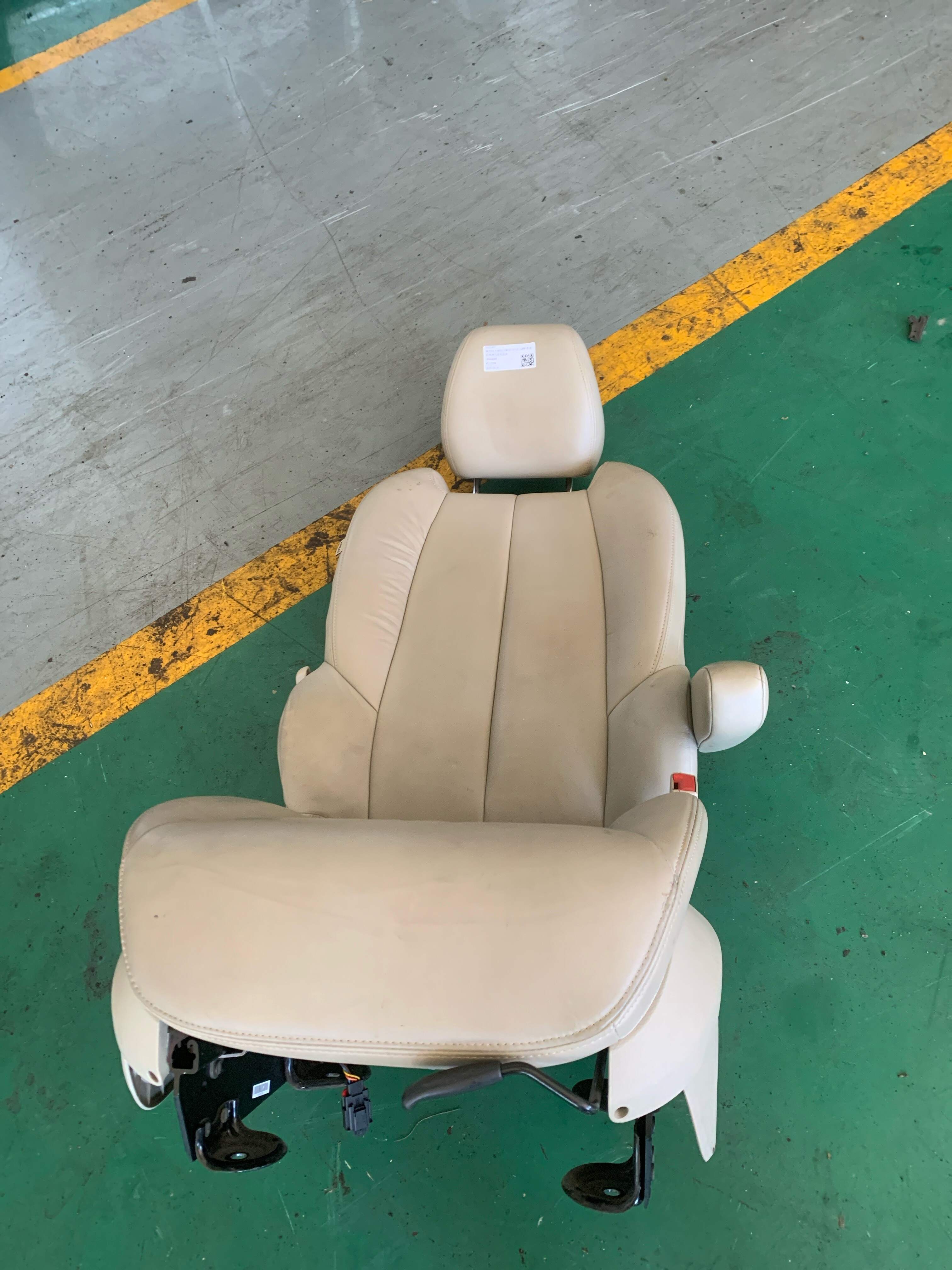 26264065 Passenger Seat Assembly