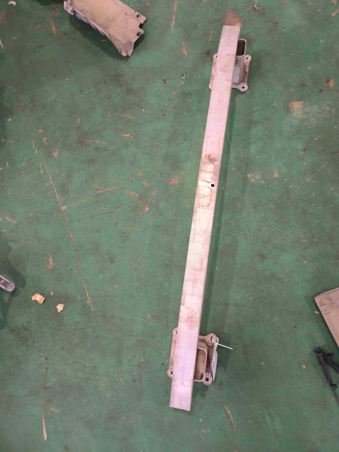P0000887 Rear Bumper Reinforcement Beam