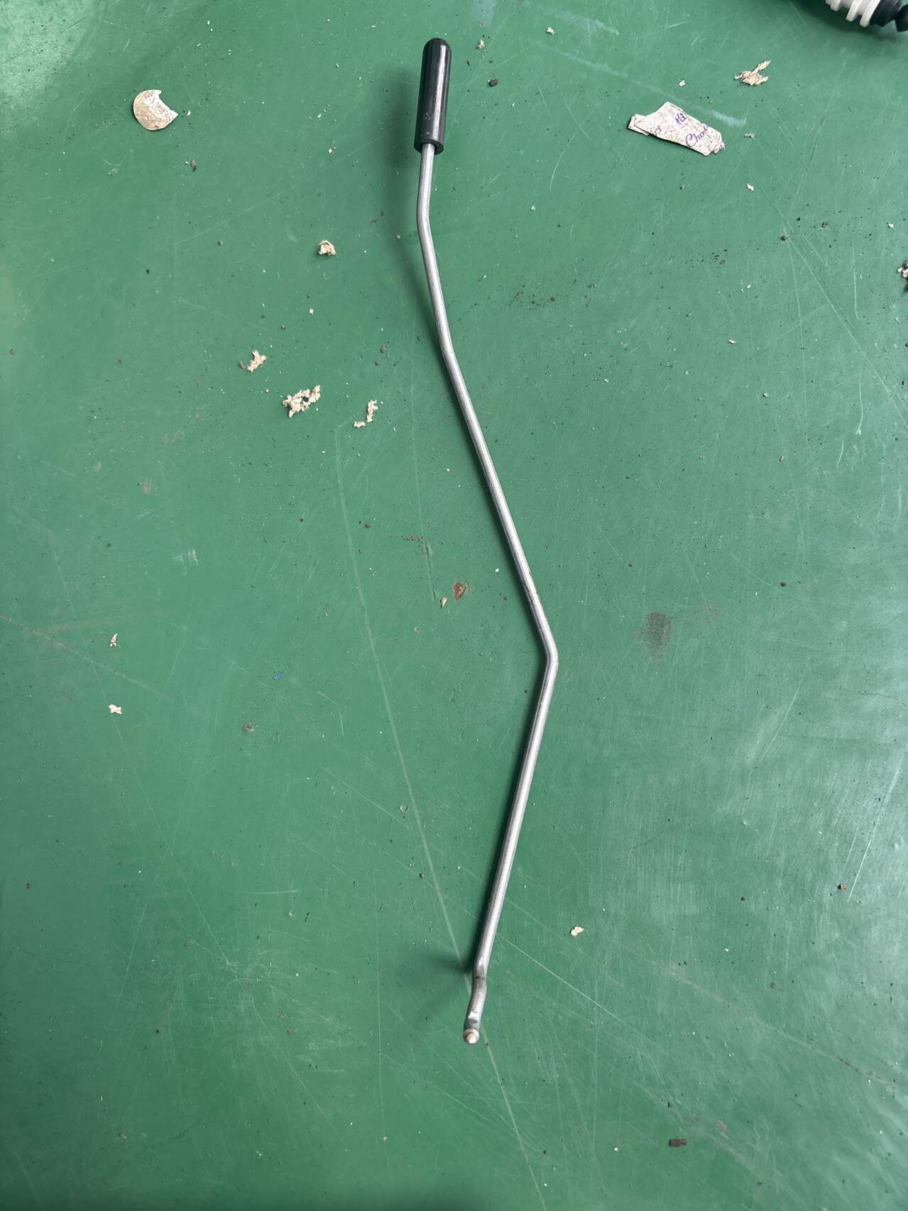 51227296415 后门锁止杆(左)