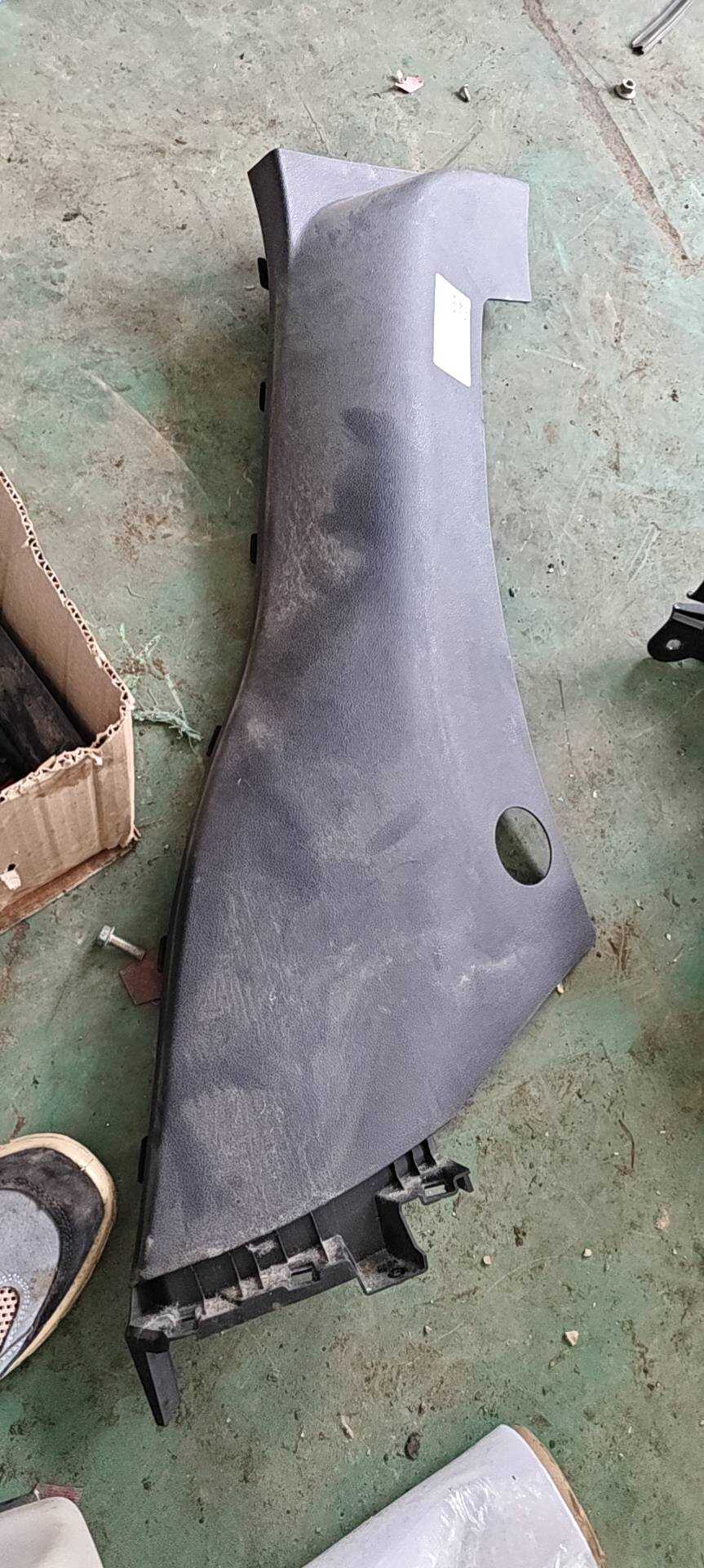 6600046105742 Right C-Pillar Lower Trim Panel Assembly